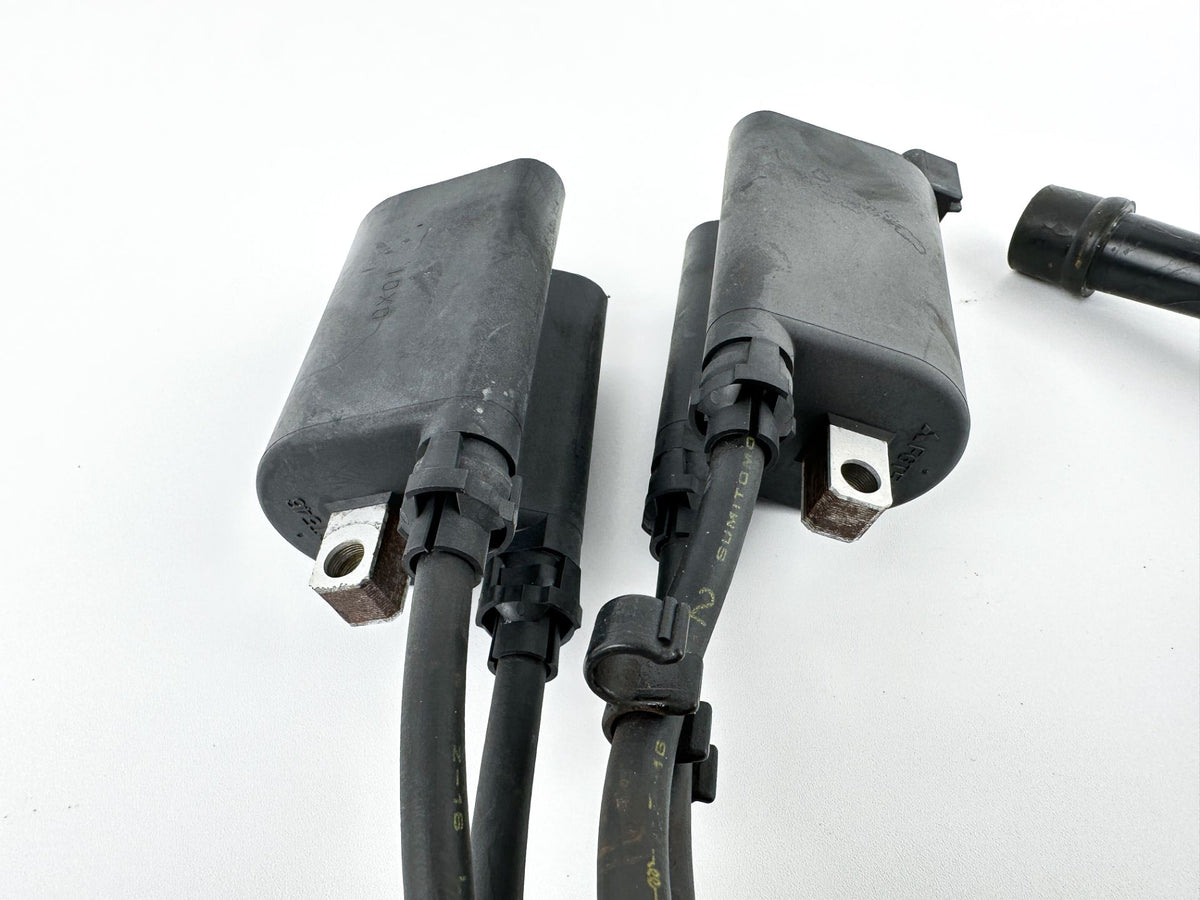 2011 Suzuki 140 HP 4 Stroke Outboard Ignition Coil Set 33410-90J00 OEM