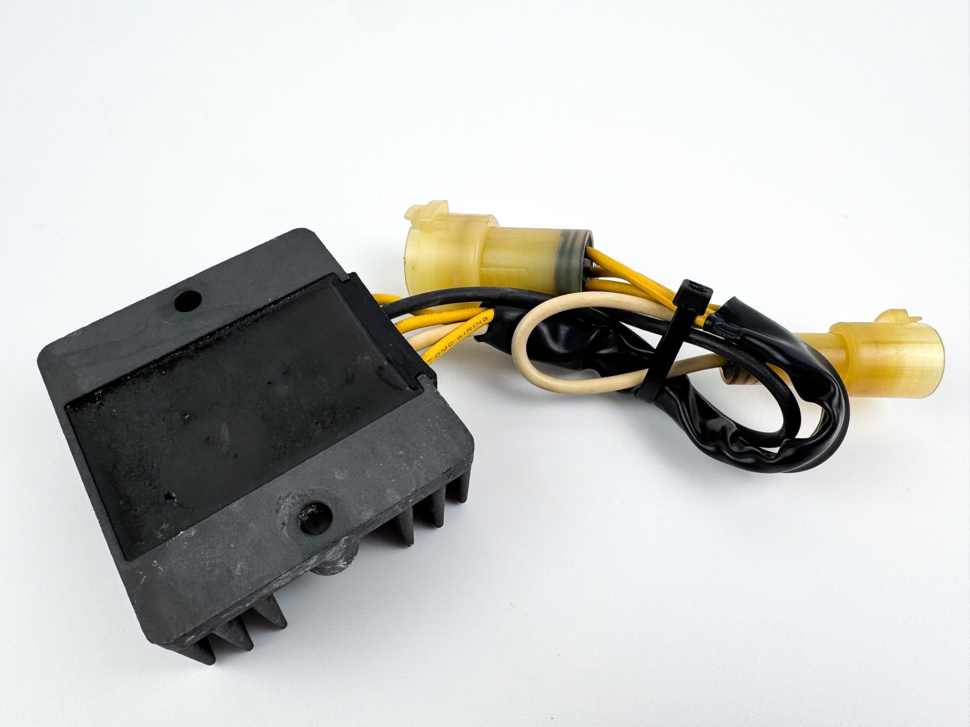 2007 Suzuki 70 HP 4 Stroke Outboard Rectifier & Regulator 32800-92E20 OEM