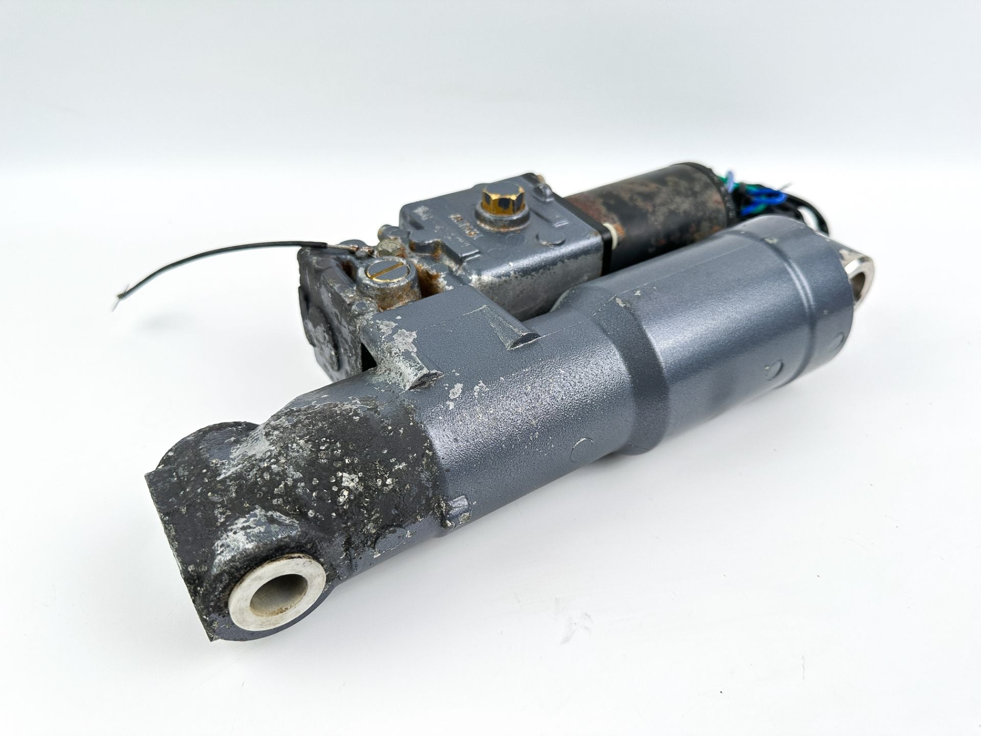 Yamaha 75 80 90 100 HP Outboard Power Trim & Tilt Unit Assembly 67F-43800-01-4D
