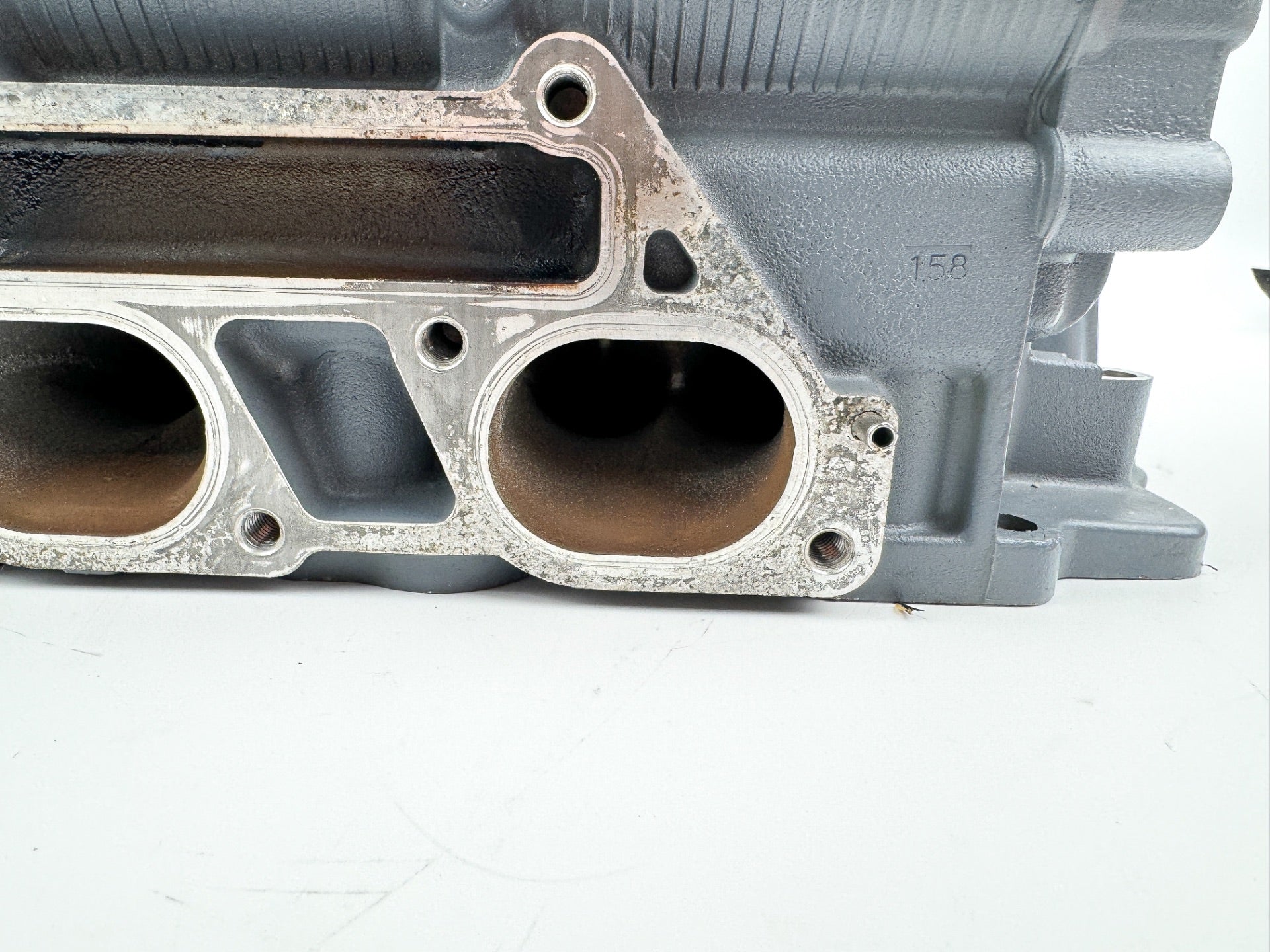 2004 Yamaha 200 HP 4 Stroke Outboard Port Cylinder Head 69J-W009C-02-1S OEM