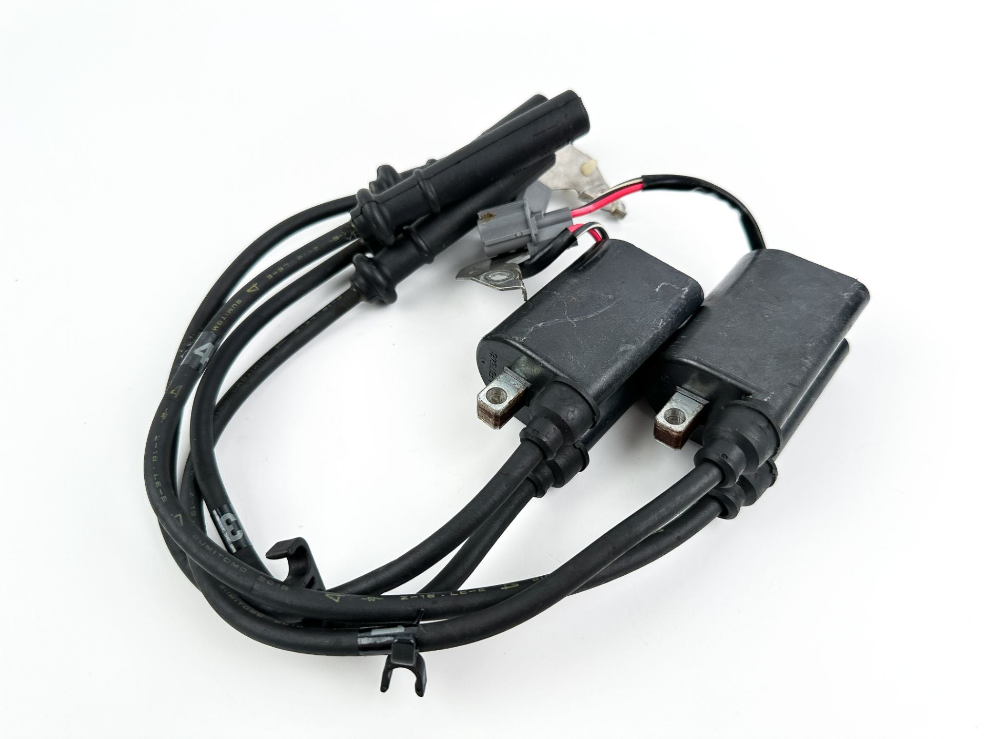 2016 Yamaha 115 HP 4 Stroke Outboard Ignition Coil Set 68V-82310-01-00 OEM