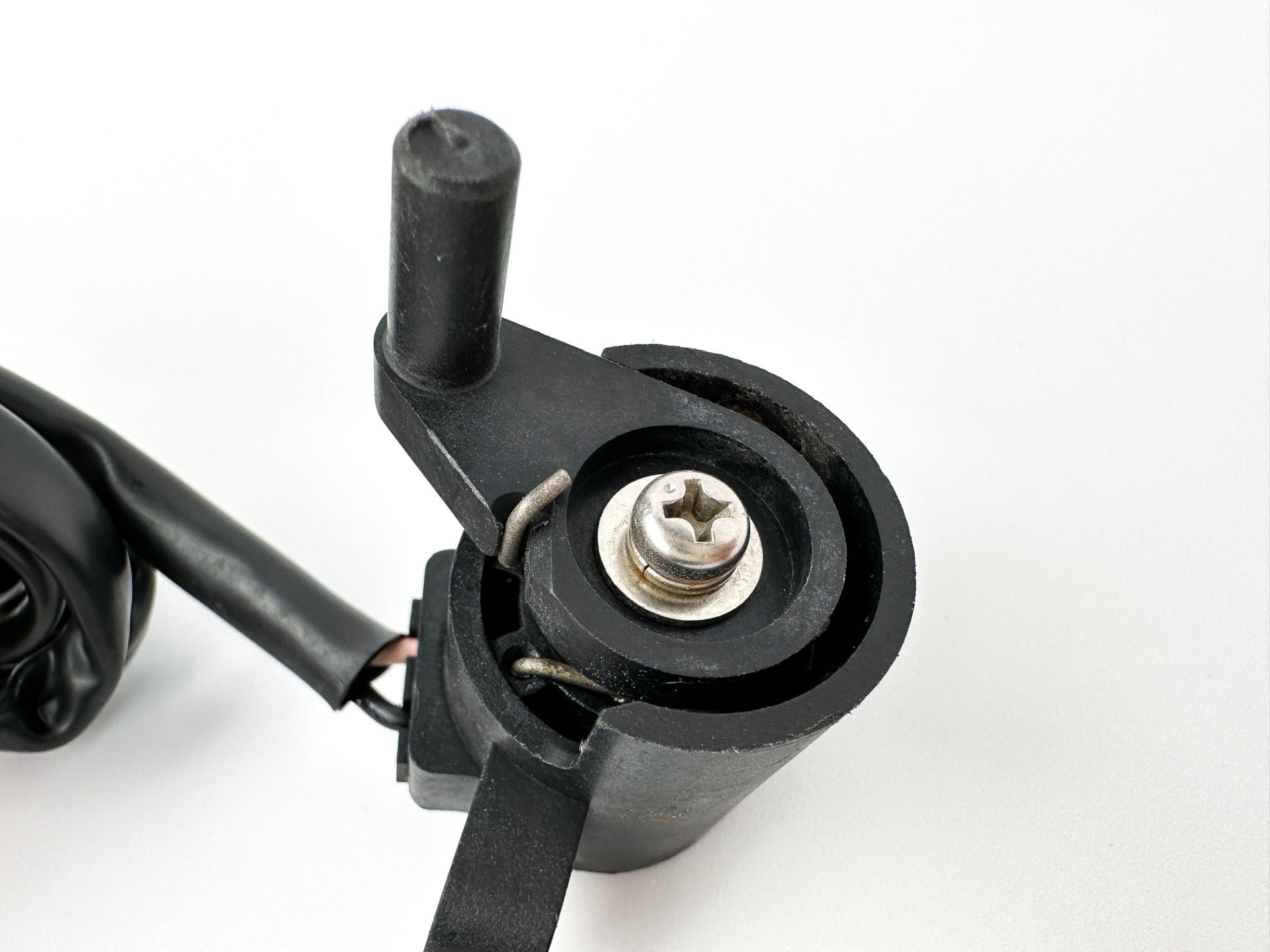 Yamaha Outboard 4 Stroke Trim Sender Sending Unit Senor 67H-83672-01-00