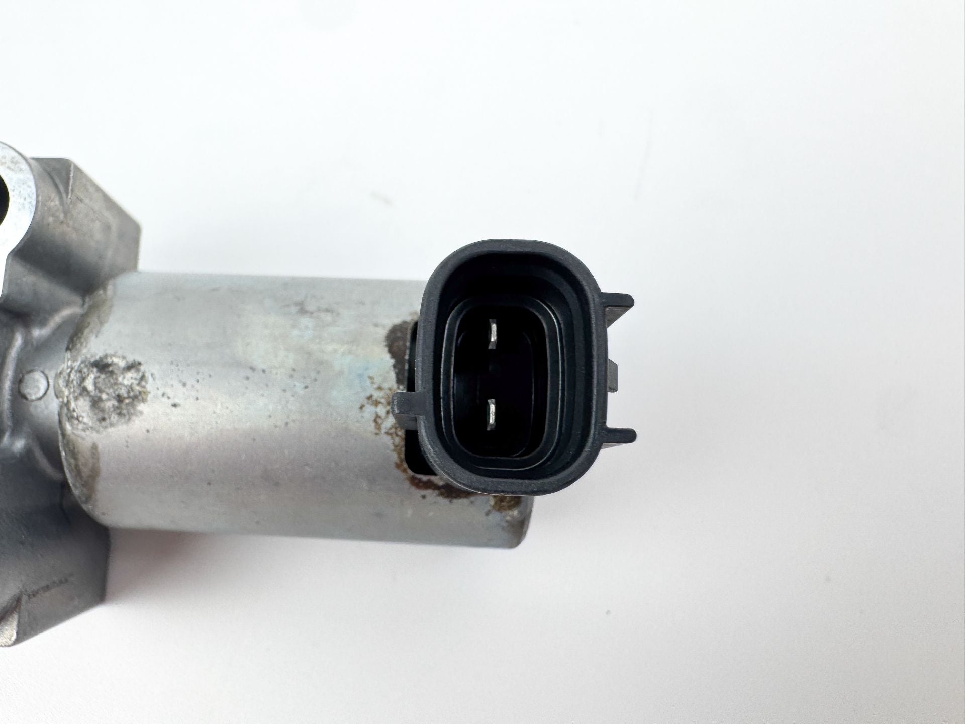 2012 Yamaha 300 HP 4 Stroke Outboard Solenoid Valve 6CB-86120-00-00 OEM