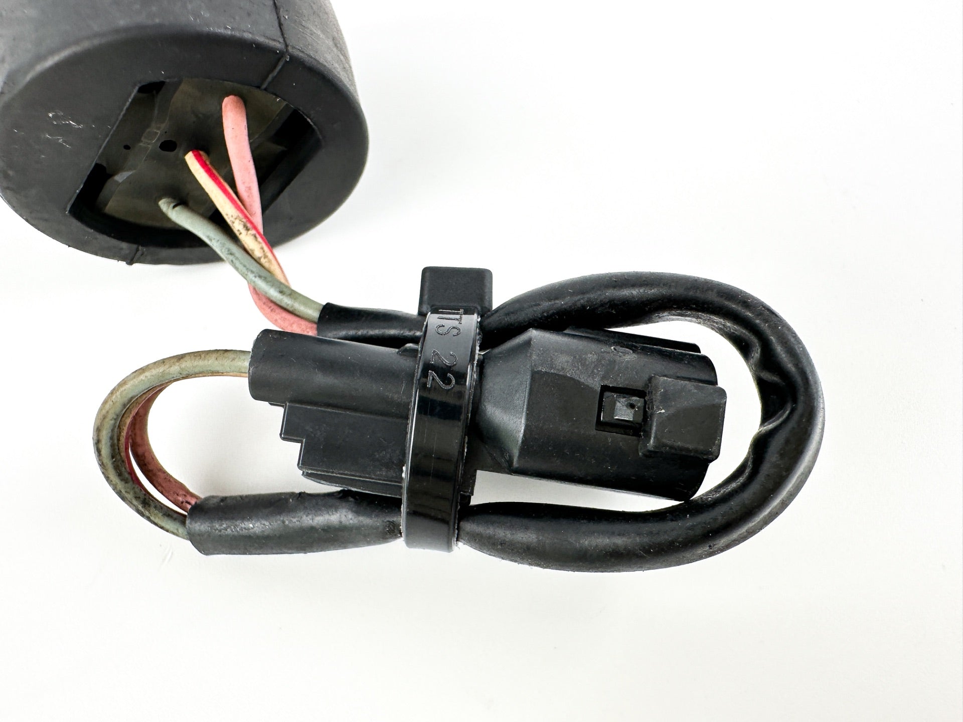 2004 Suzuki 115 HP 4 Stroke Outboard Trim Switch 37850-99E05 OEM
