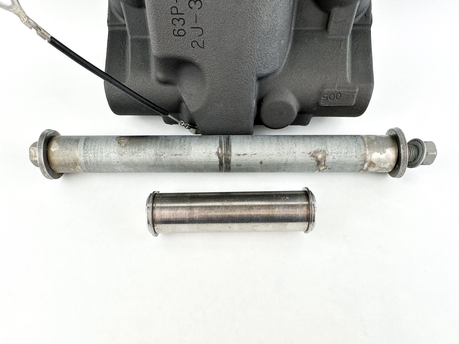 Yamaha F150 F200 200HP 150HP Engine Power Trim & Tilt Unit 63P-43800-23-00