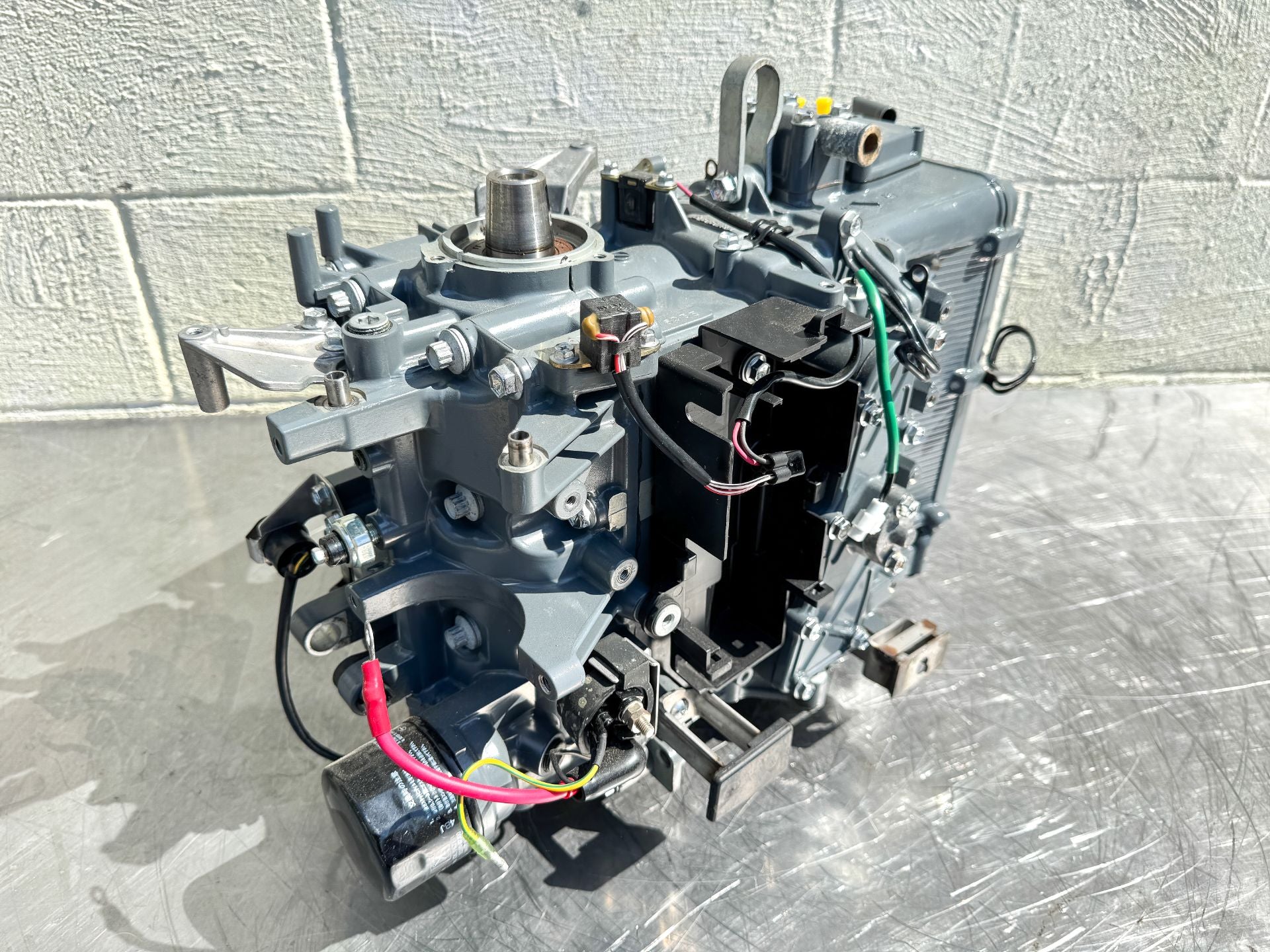 2006 Suzuki 25 HP 4 Stroke Outboard Powerhead OEM