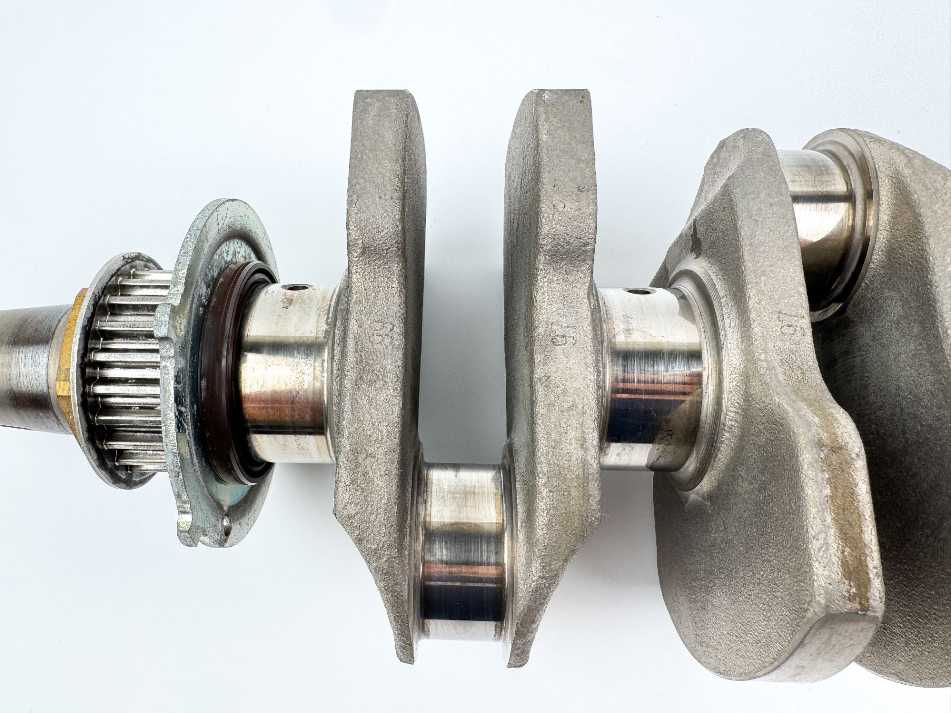 2003 Yamaha 115 HP 4 Stroke Outboard Crankshaft 68V-11411-00-00 OEM