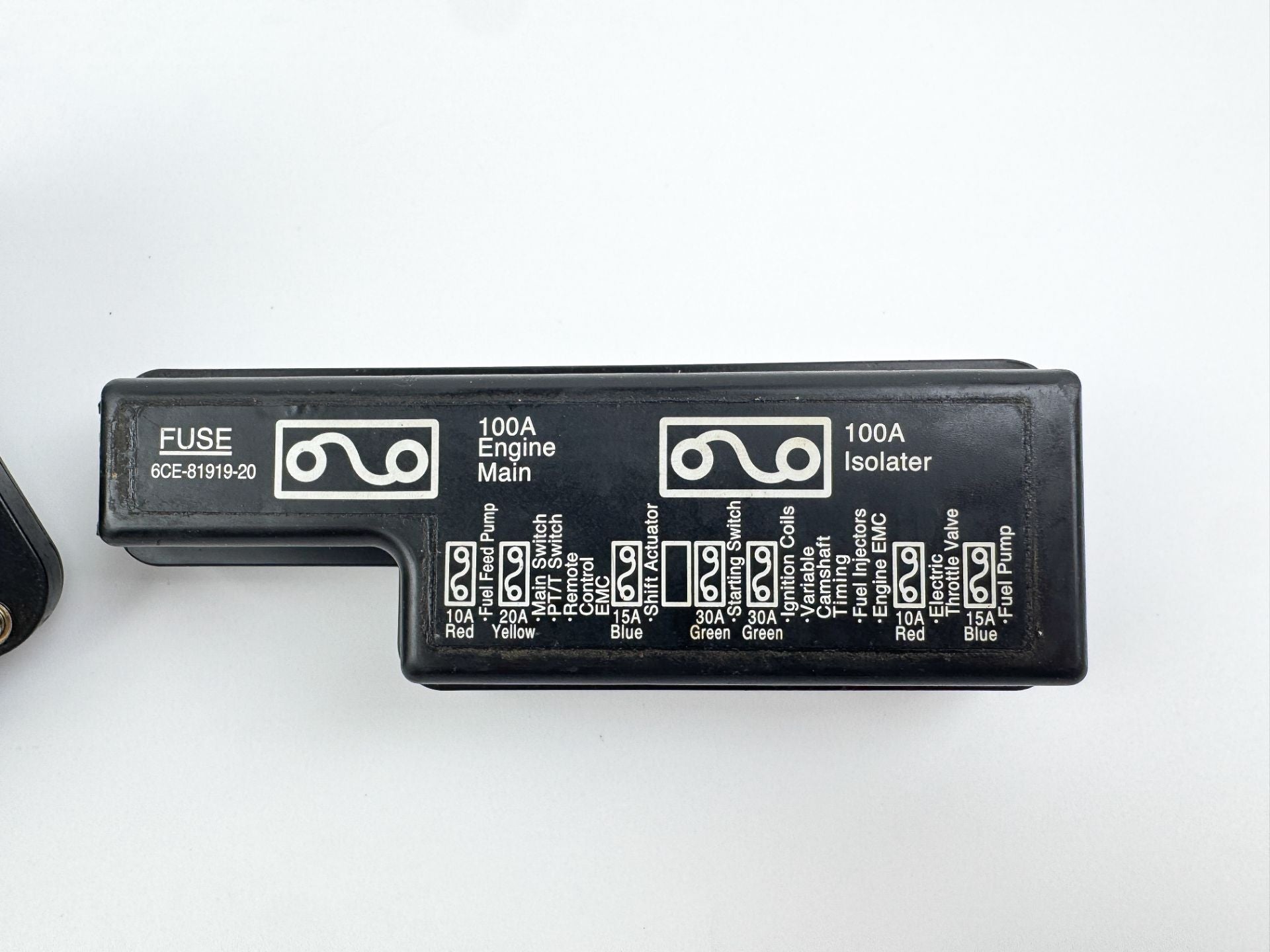 2012 Yamaha 300 HP 4 Stroke Outboard Fuse Box 6CE-82170-00-00 OEM