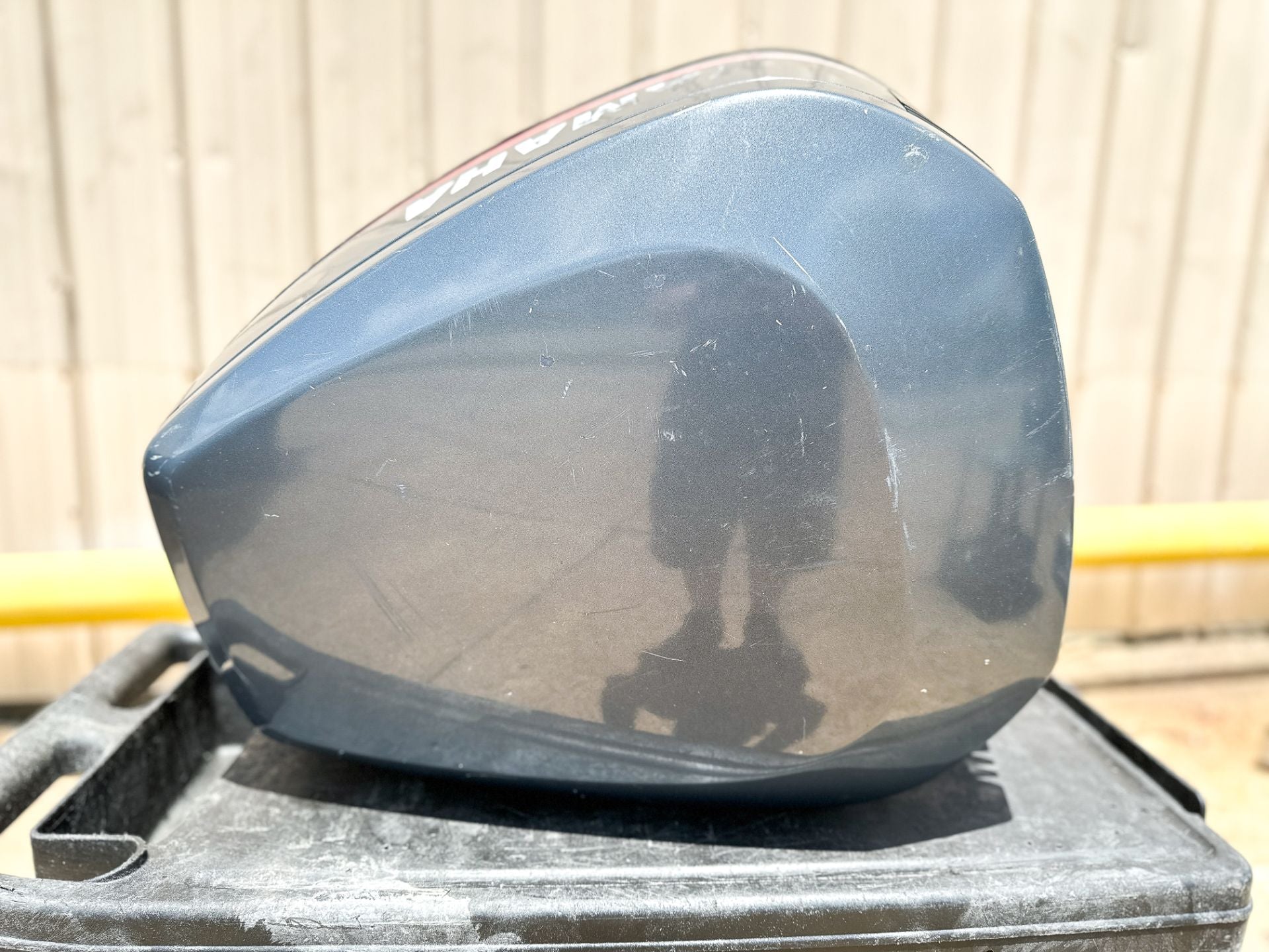 2001 Yamaha 115 HP 2 Stroke Outboard Top Cowling 6N6-42610-30-4D OEM