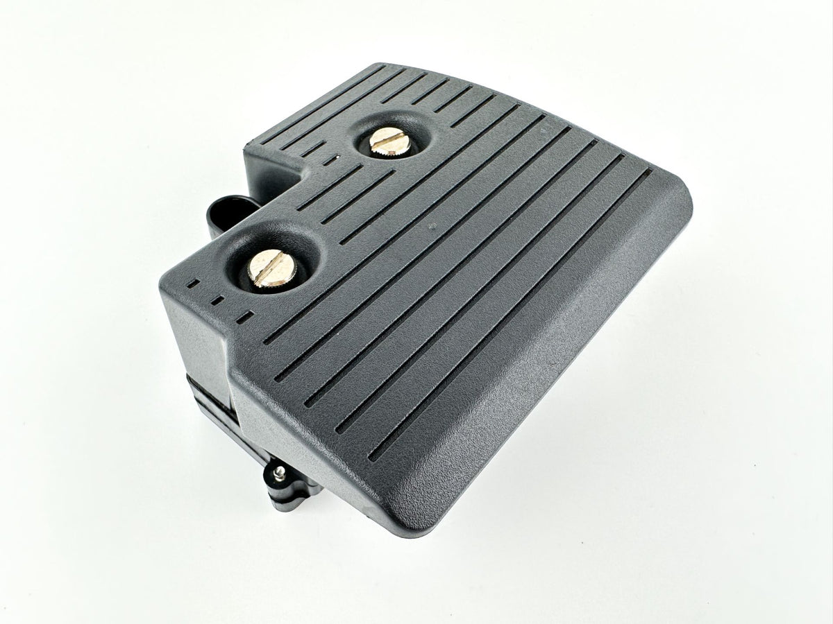 Johnson Evinrude Ficht Power Distribution Panel Fuse Block With Cover 0586754