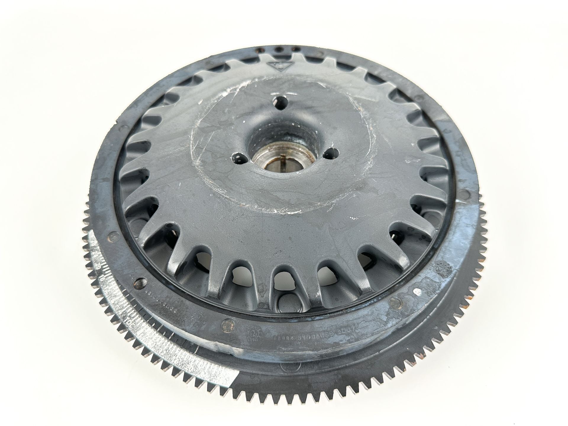 2014 Evinrude 200 HP 2 Stroke Outboard Flywheel 0586966 OEM