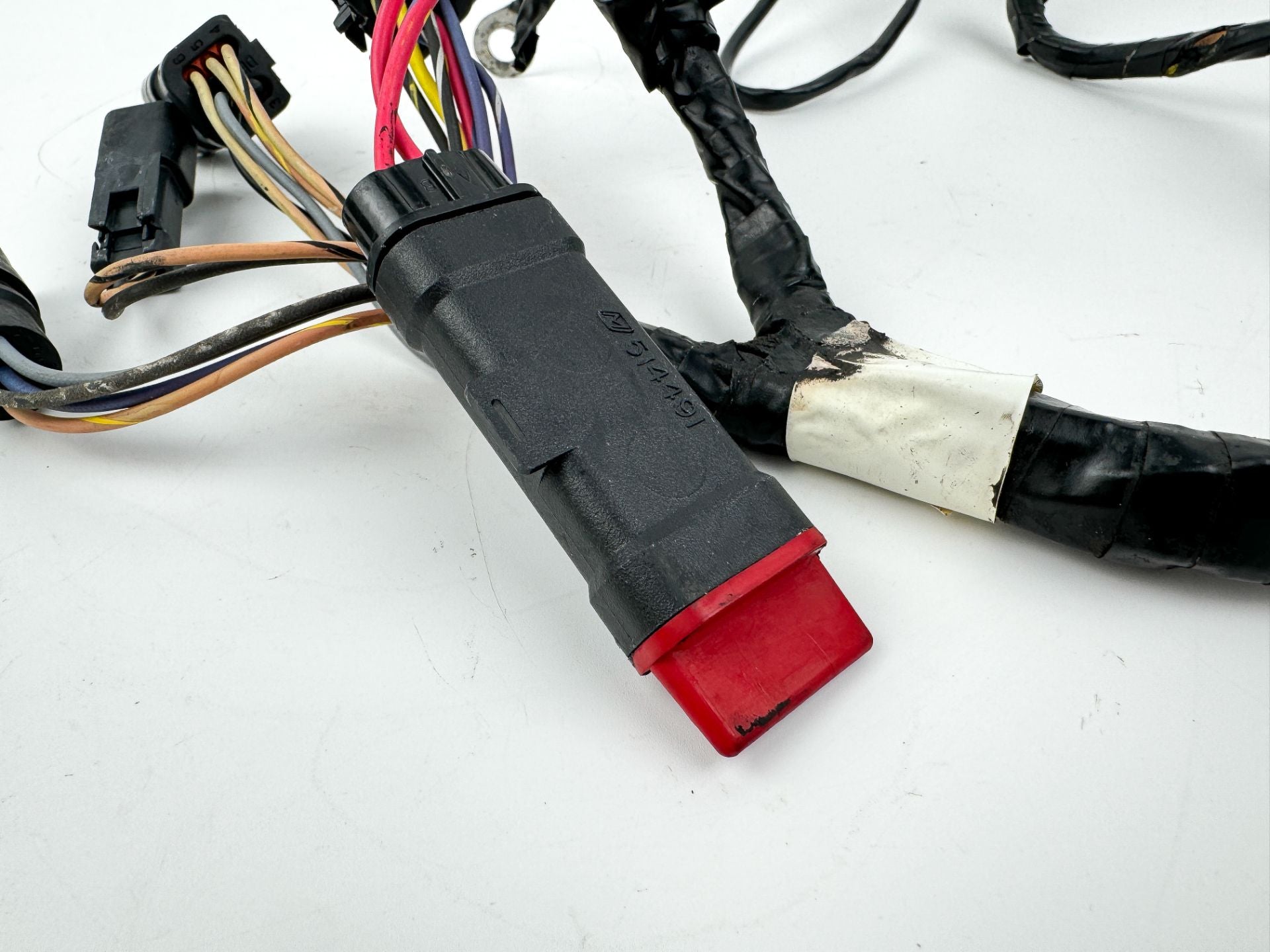 1996 Johnson 50 HP 2 Stroke Outboard Engine Wire Harness 0586020 OEM