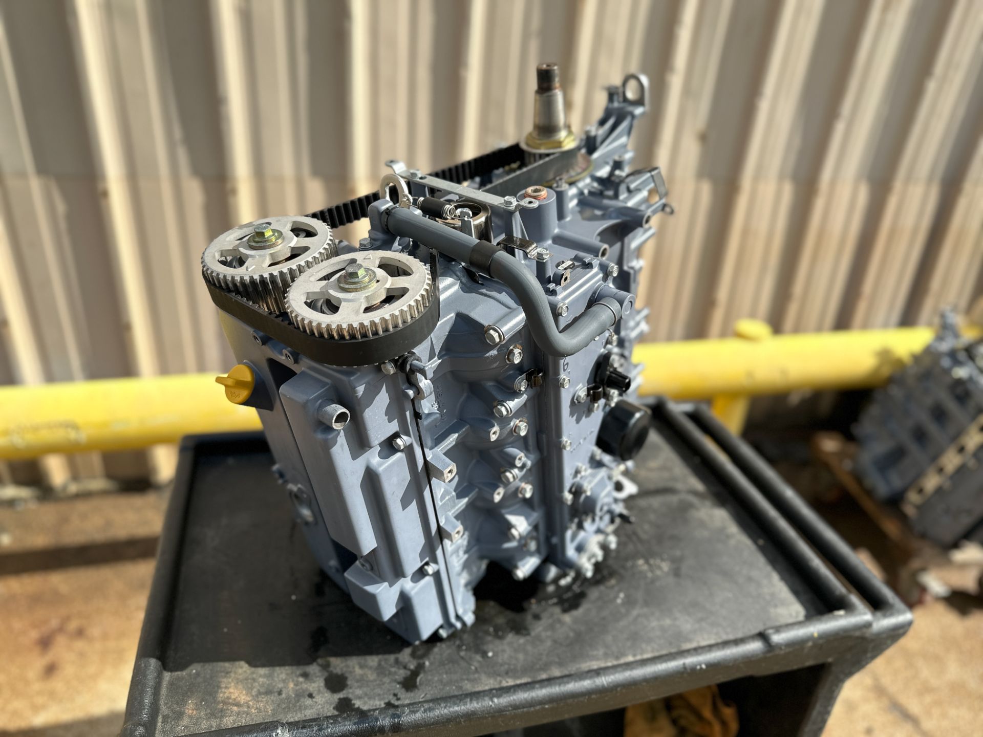 2001 - 2004 Yamaha F 80 90 100 HP 4 Stroke Outboard Powerhead Crankcase Assembly