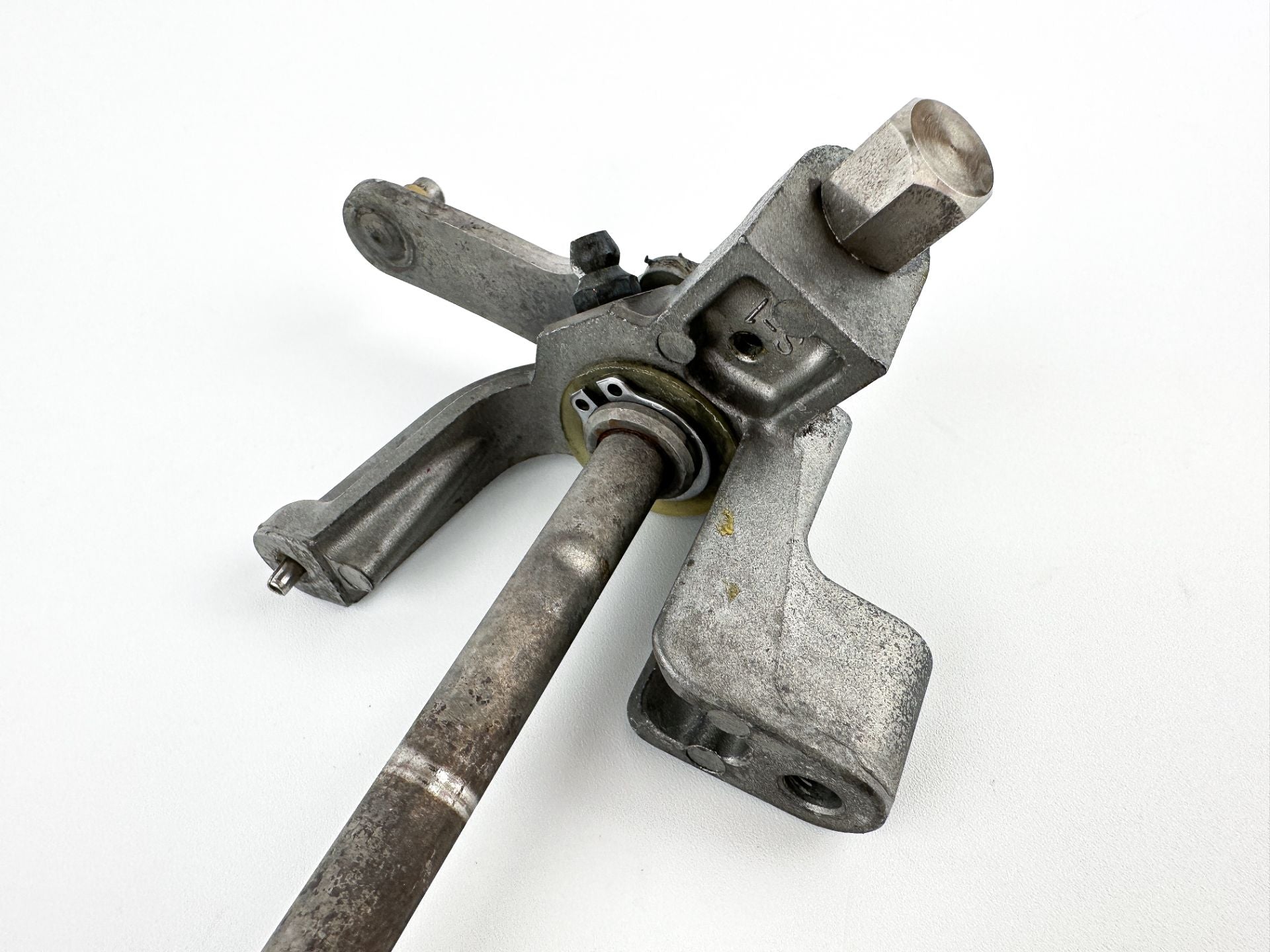 2007 Yamaha 150 HP 4 Stroke Outboard Shift Shaft 63P-44120-00-00 OEM
