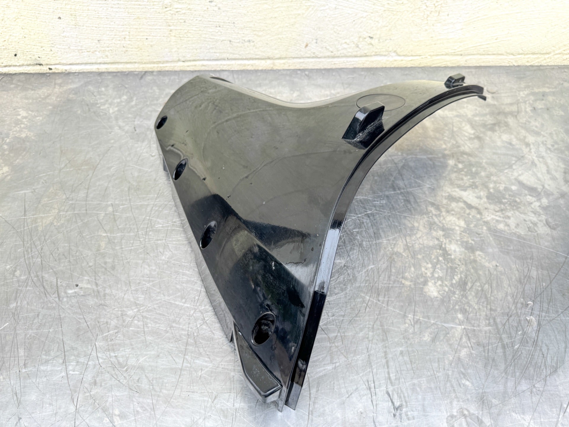 2022 Mercury 25 HP 4 Stroke Outboard Lower Apron Set 8M0189787 OEM