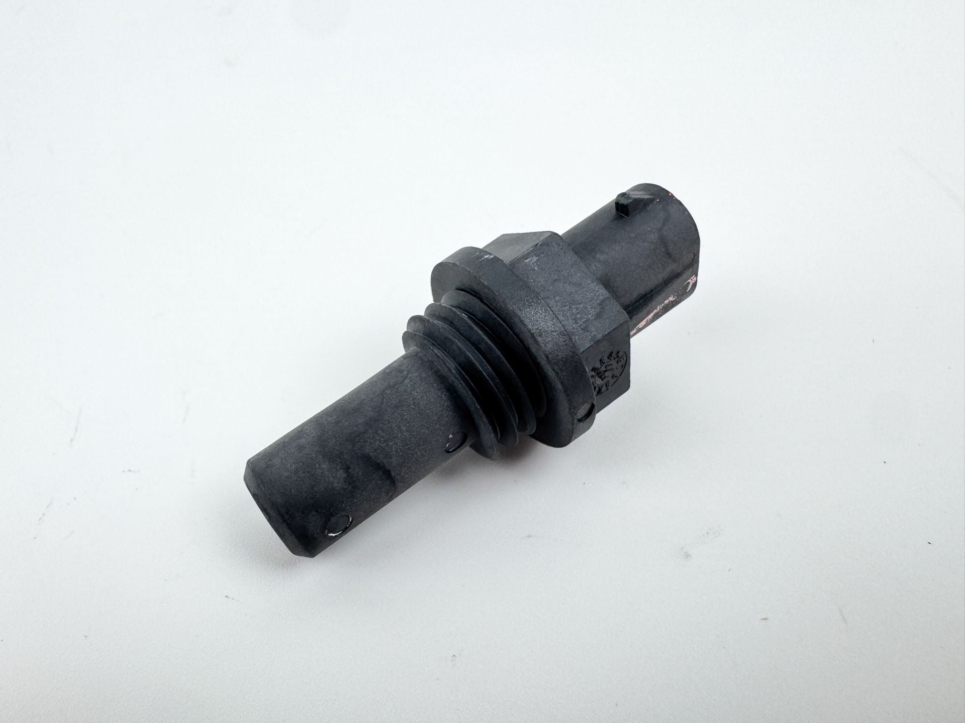 2012 Evinrude 250 HP 2 Stroke Etec Outboard Temperature Temp Sensor OEM