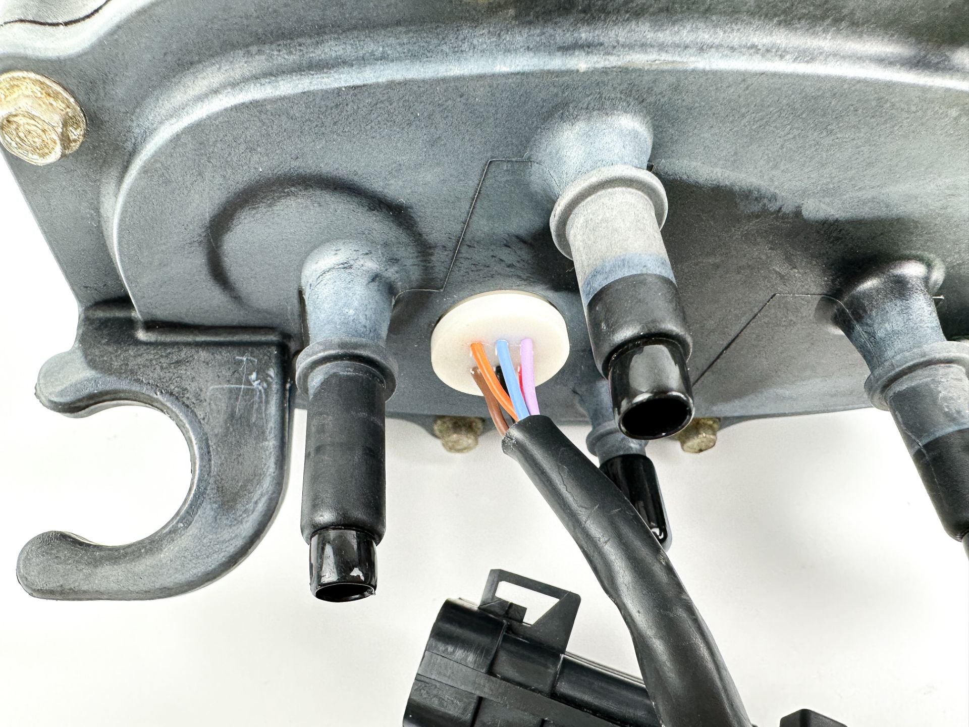 Mercury 200 225 250 275 300 HP L6 Verado Fuel Supply Module FSM 880596T06