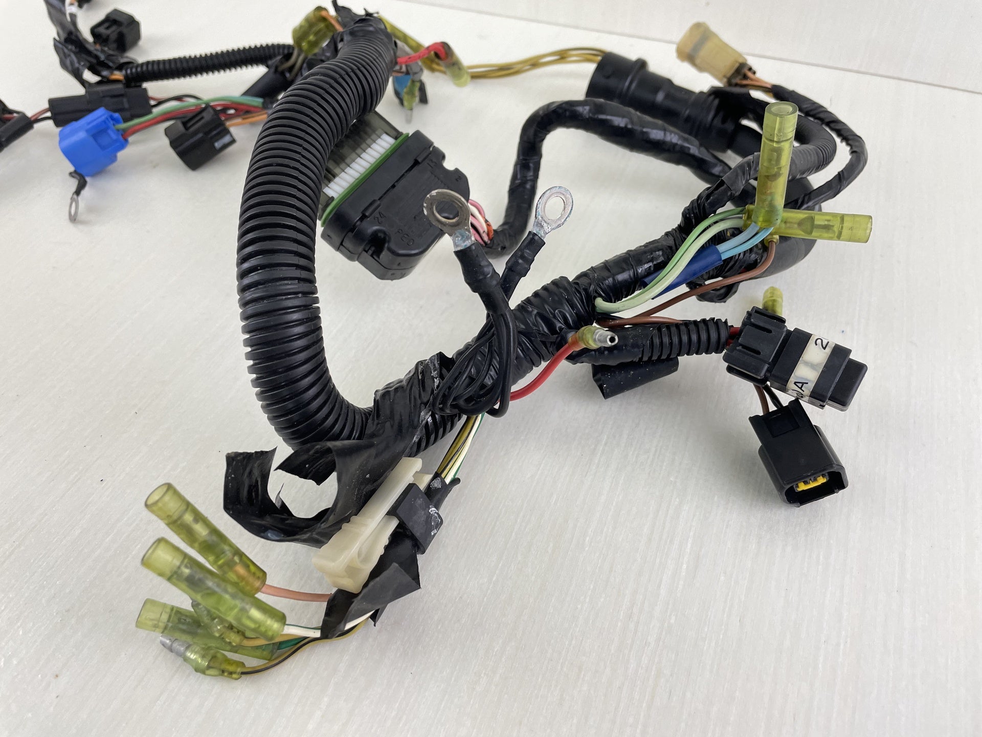 2002 Yamaha 30HP F30 Outboad Engine Wire Harness 67C-82590-20-00