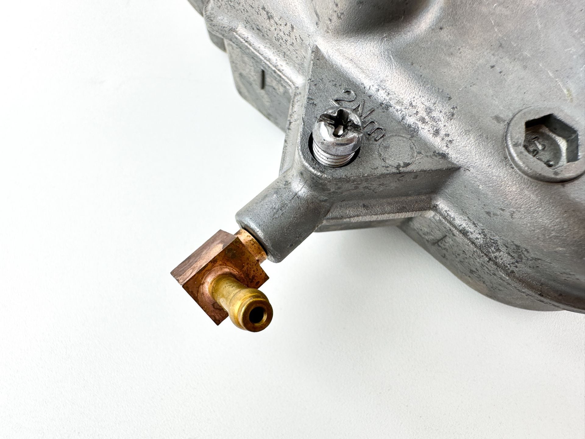 2015 Yamaha 150 HP 4 Stroke Outboard VST Float Chamber Assembly 63P-14180-20-00 OEM