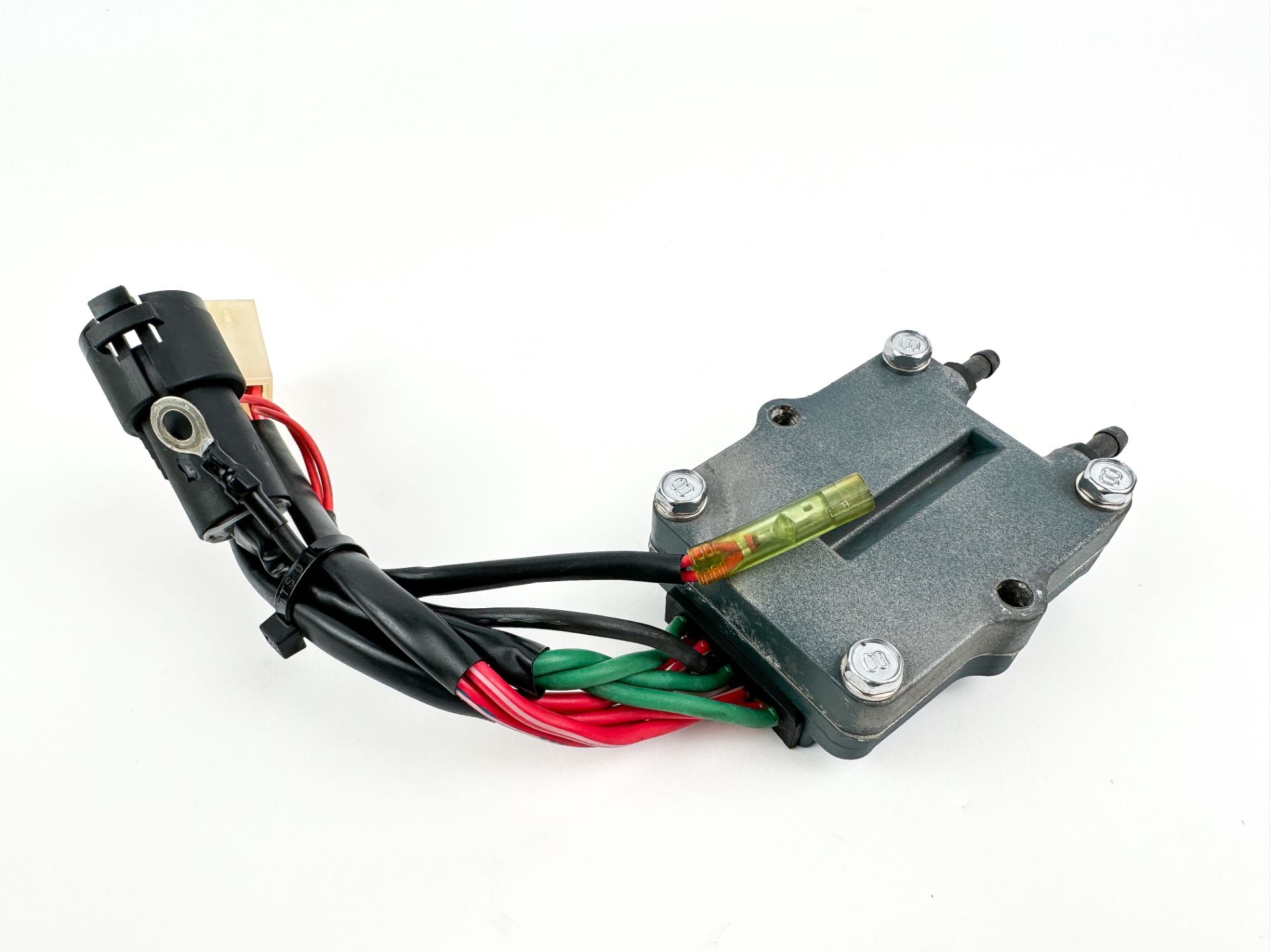 1999 Yamaha 200 HP 2 Stroke Outboard Rectifier & Regulator 67H-81960-00-00 OEM