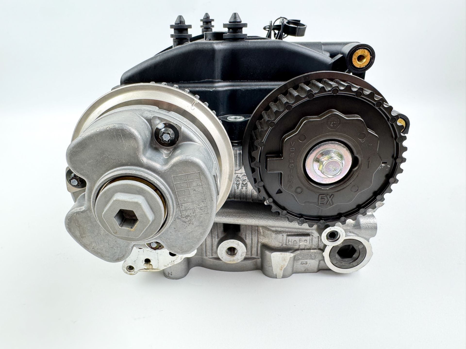 2010 Yamaha 250HP 4 Stroke Outboard Starboard Cylinder Head 6CB-W009A-00-00 Vmax