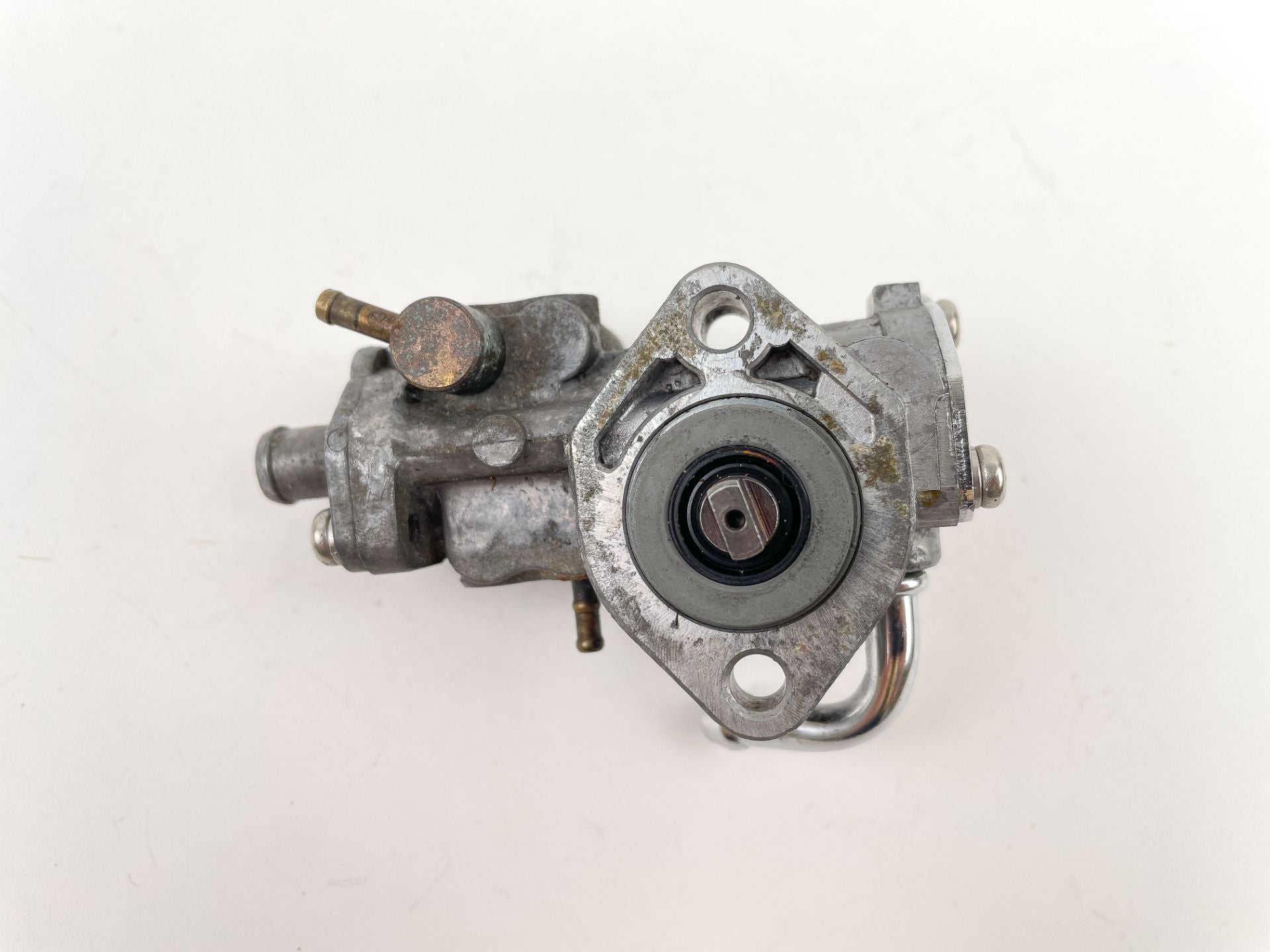 1999 Yamaha 30 HP 2 Stroke Outboard Oil Pump 6J8-13200-01-00 OEM