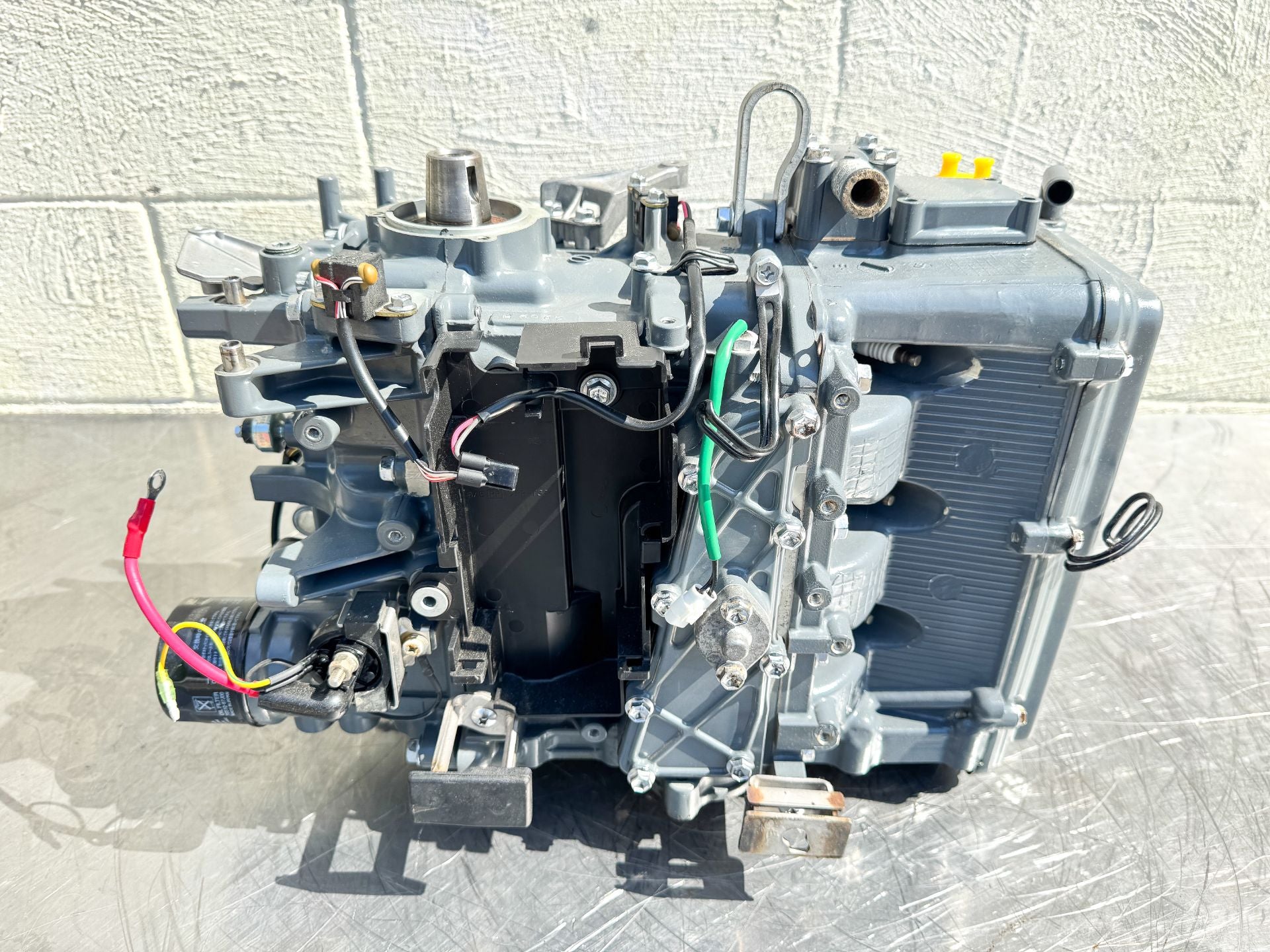 2006 Suzuki 25 HP 4 Stroke Outboard Powerhead OEM