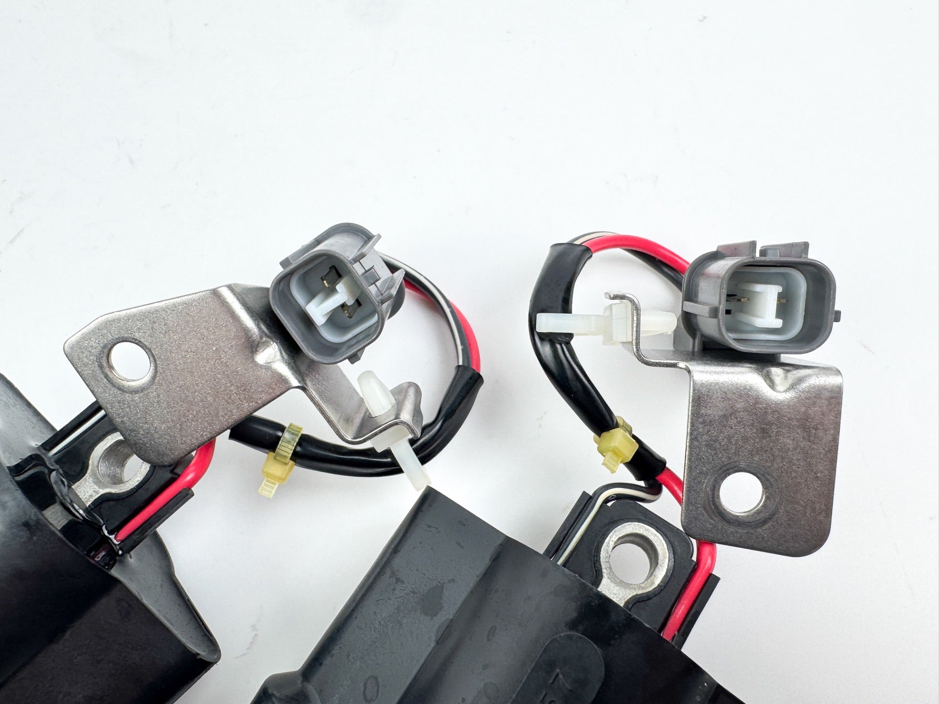 2014 Yamaha 60 HP 4 Stroke Outboard Ignition Coil Set 63P-82310-01-00 OEM
