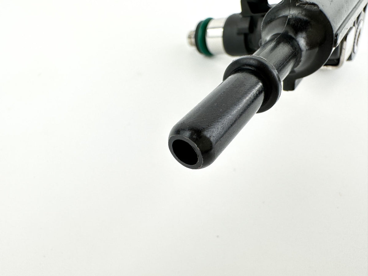 2012 Yamaha 250 HP 4 Stroke Outboard Fuel Injector Set W/ Rail 6AW-13761-00-00 OEM