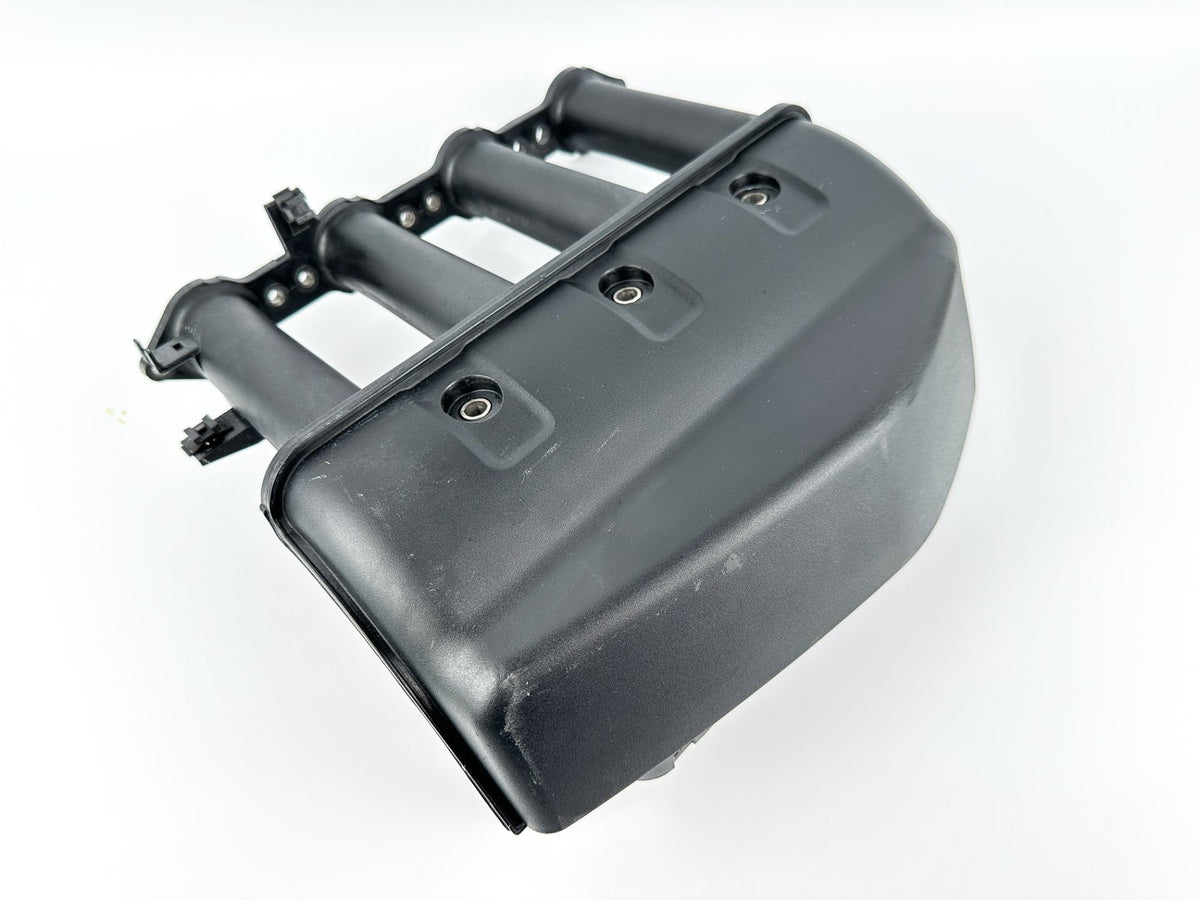 2000 Yamaha 100 HP 4 Stroke Outboard Intake Manifold 67F-14440-00-00 OEM