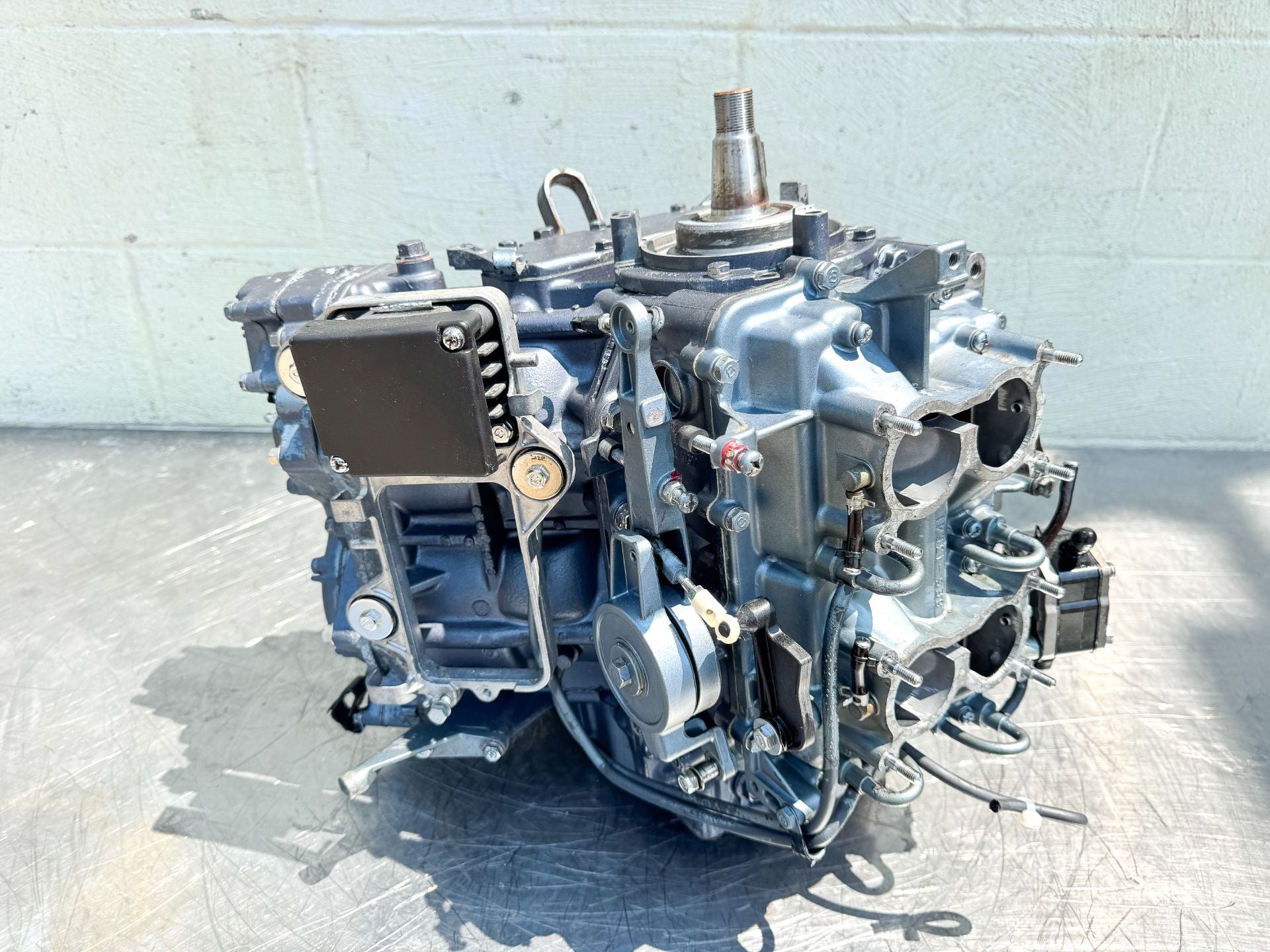 1988 Yamaha 130 HP 2 Stroke Outboard Powerhead 6L1-W0090-02-EK OEM