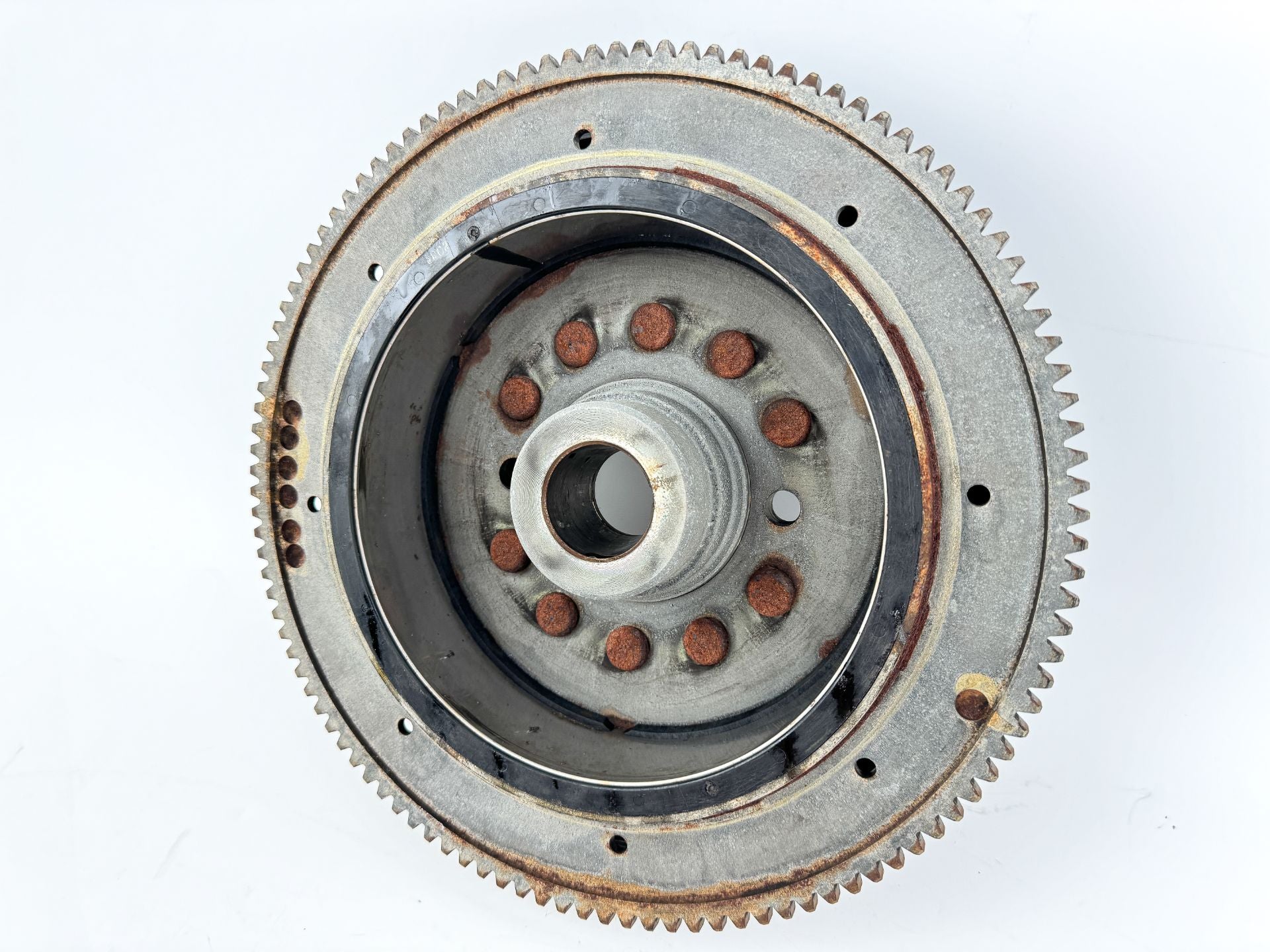 2004 Yamaha 200 HP 4 Stroke Outboard Flywheel Rotor 69J-81450-10-00 OEM