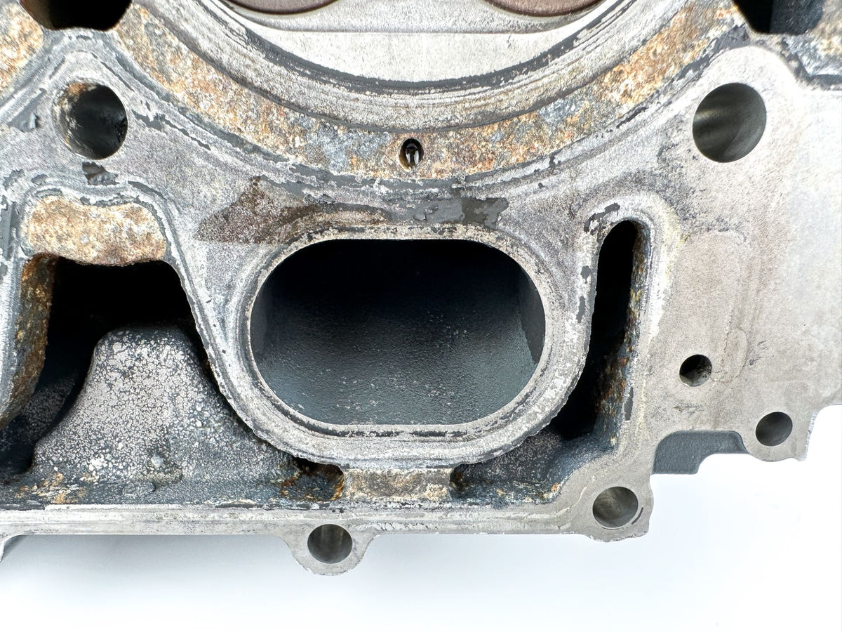 2014 Yamaha 200 HP 4 Stroke Outboard Cylinder Head 6DA-W009A-00-9S OEM