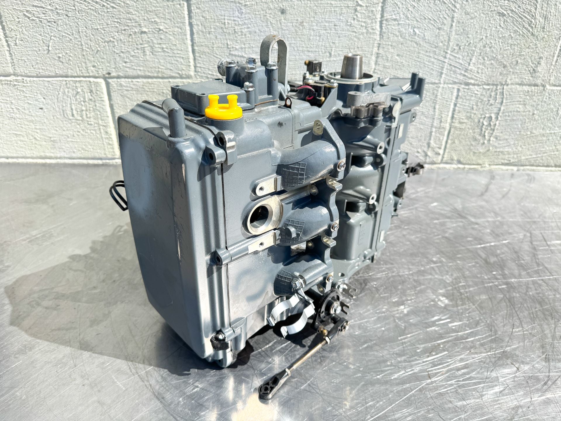 2006 Suzuki 25 HP 4 Stroke Outboard Powerhead OEM