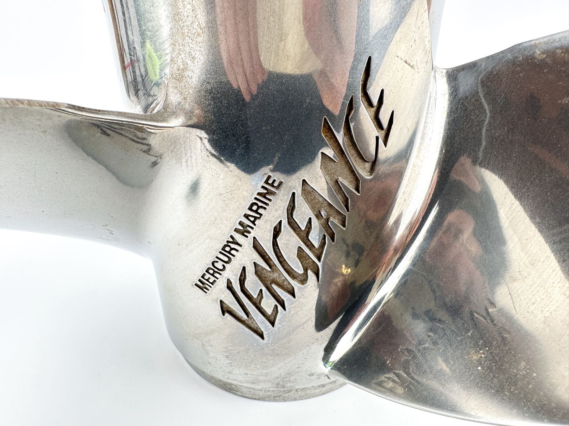 Mercury 48-16314 Vengeance RH 3-Blade 14″x 17P Stainless Steel Propeller
