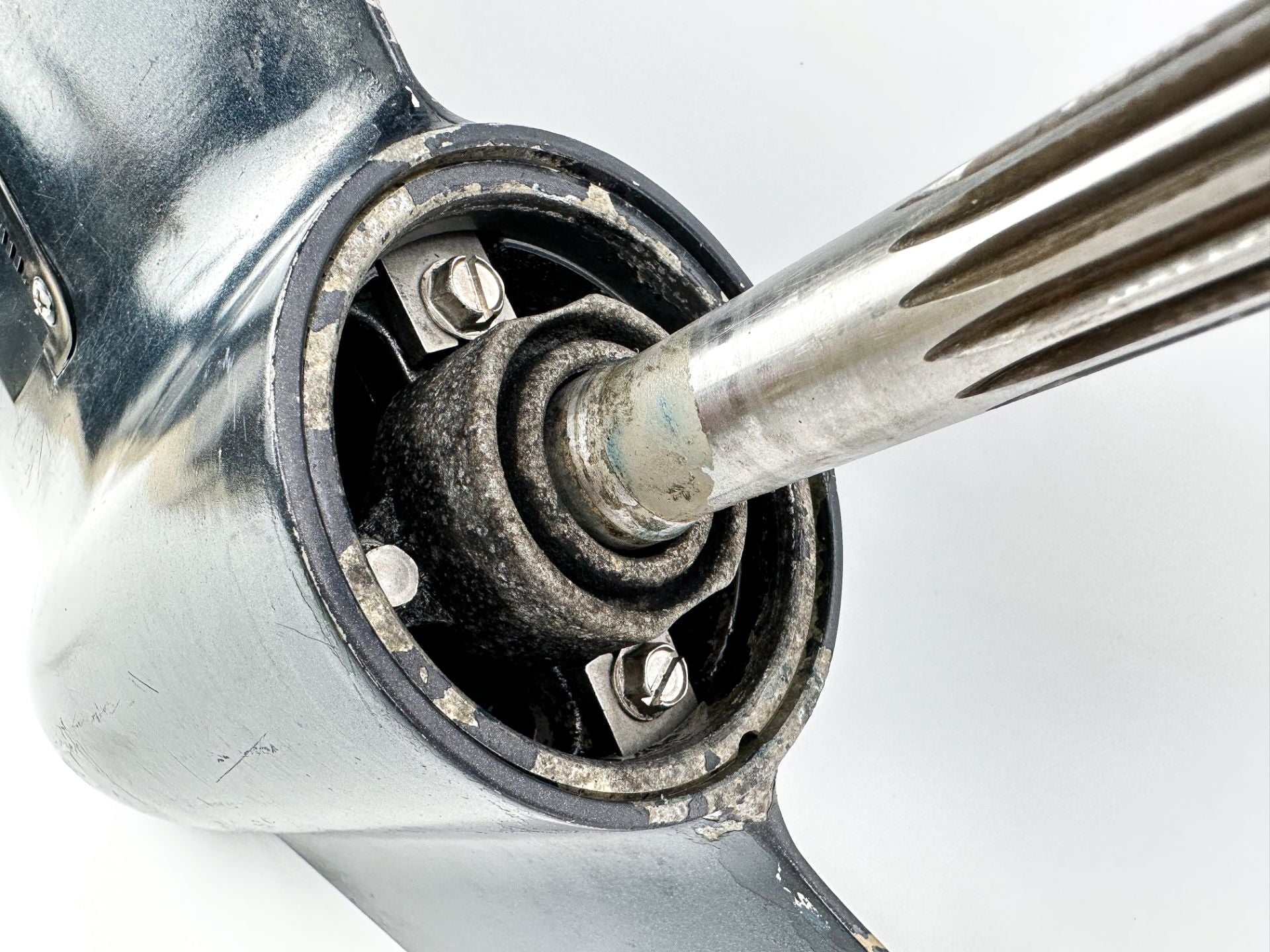 1993+ Evinrude Johnson 40 48 50 HP Outboard 20" Lower Unit Gear Case 0435280