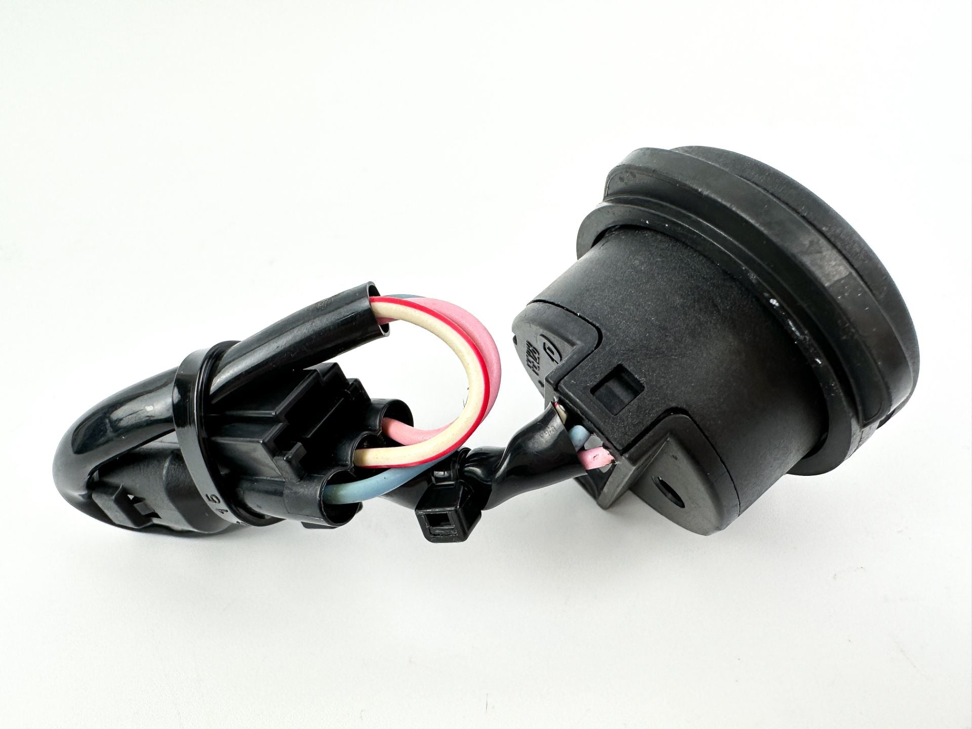 2016 Suzuki 175 HP 4 Stroke Outboard Trim Switch 37850-92J00 OEM