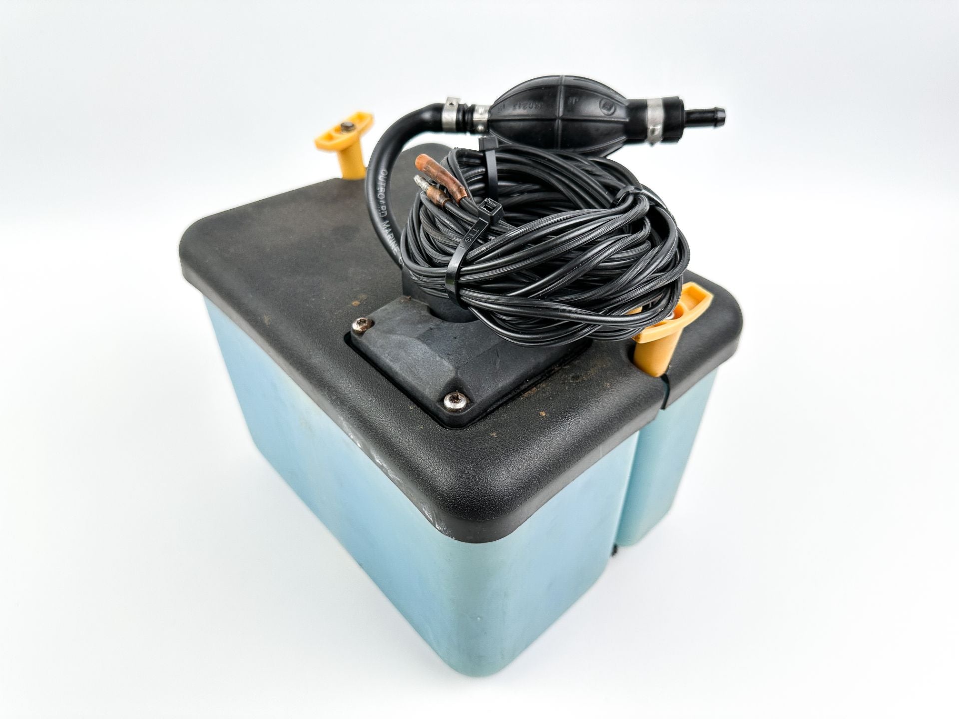 Evinrude Johnson Remote Oil Supply Tank 1.8 Gallons W/ Bracket