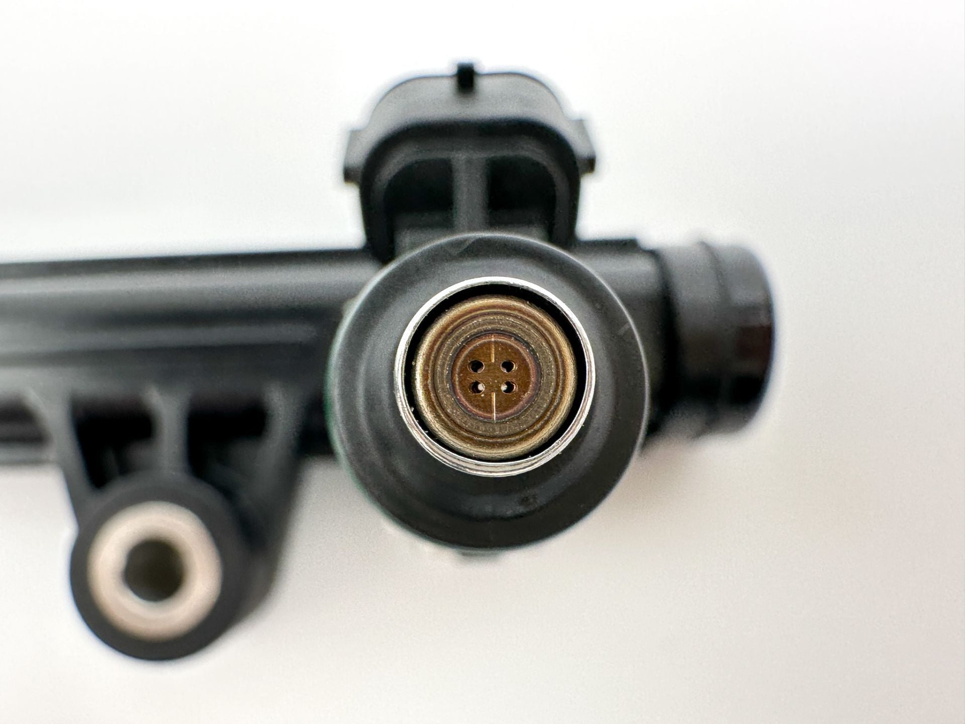 2019 Yamaha 250 HP 4 Stroke Outboard Fuel Injector Set W/ Rail 6CB-13161-10-00 OEM