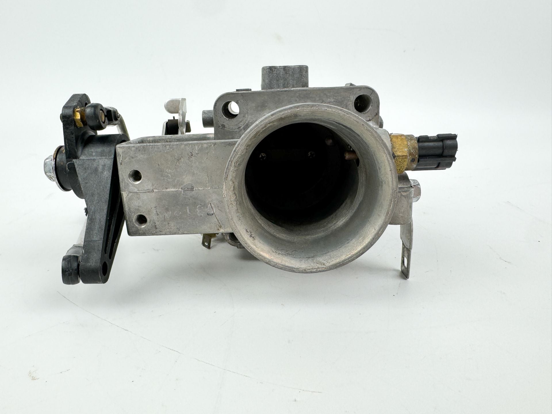 2004 Suzuki 70 HP 4 Stroke Outboard Throttle Body Assembly 13300-99E10 OEM