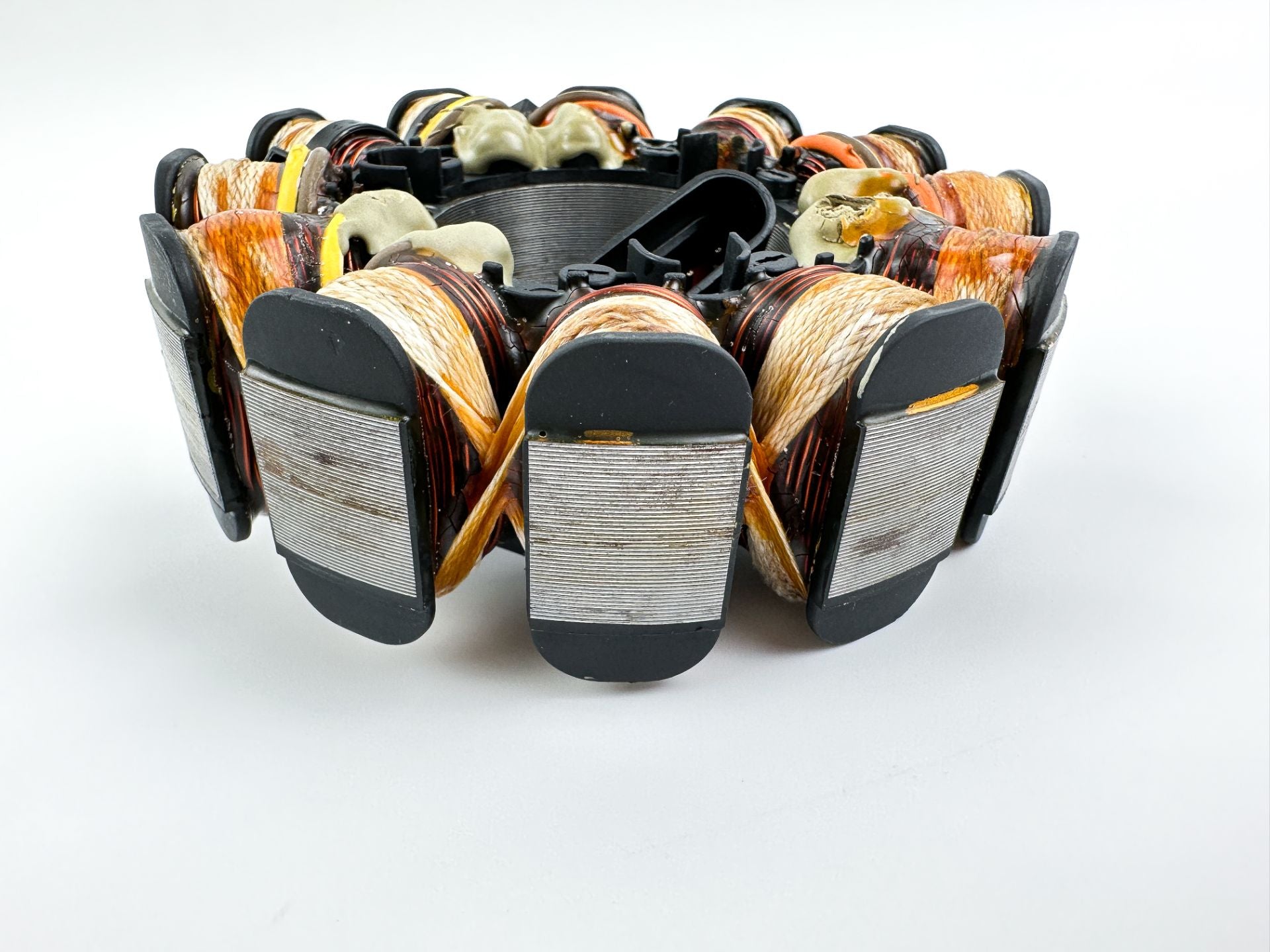 Evinrude Etec 40 50 60 75 90 HP 2 Stroke Stator Assembly 0586949 586949