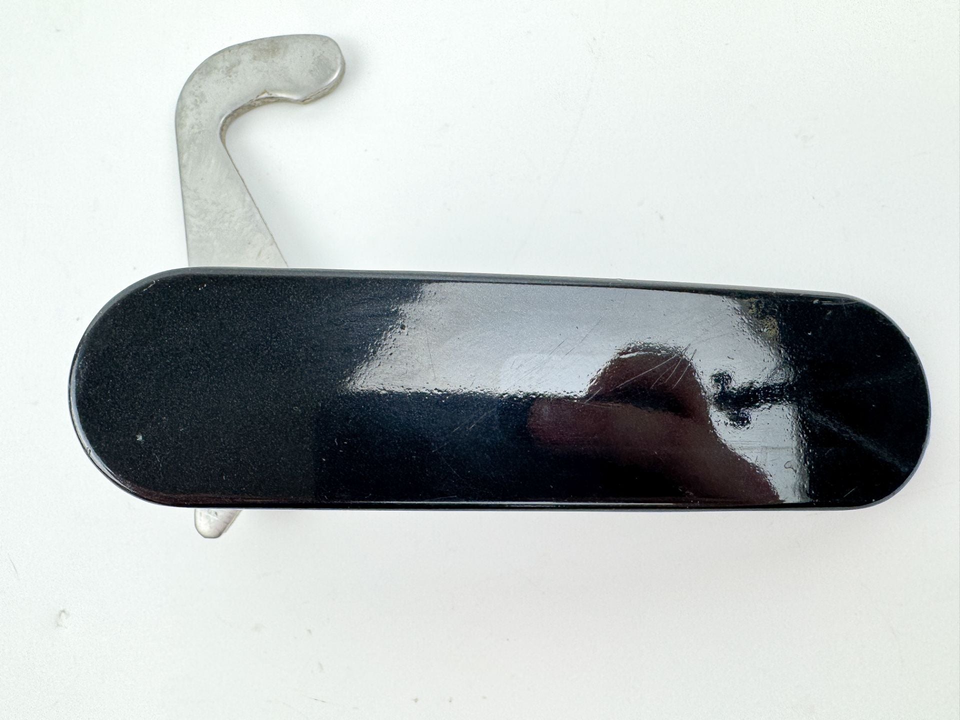 2009 Suzuki 250 HP 4 Stroke Outboard Starboard Latch Handle 61633-93J00-0EP OEM