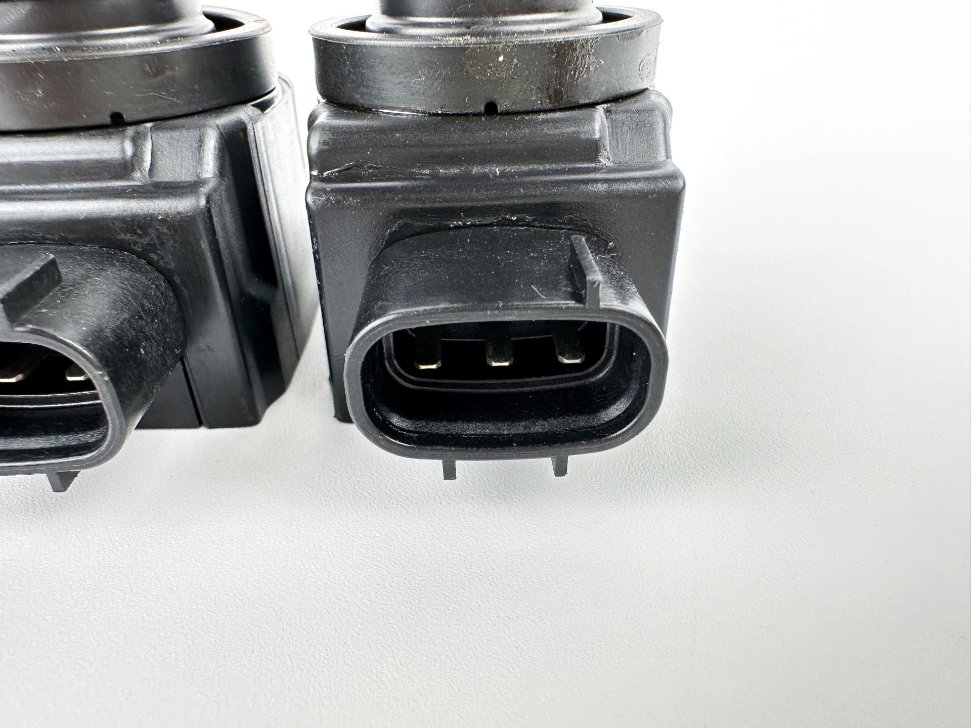2018 Suzuki 200 HP 4 Stroke Outboard Ignition Coil Set 33410-99L00 OEM