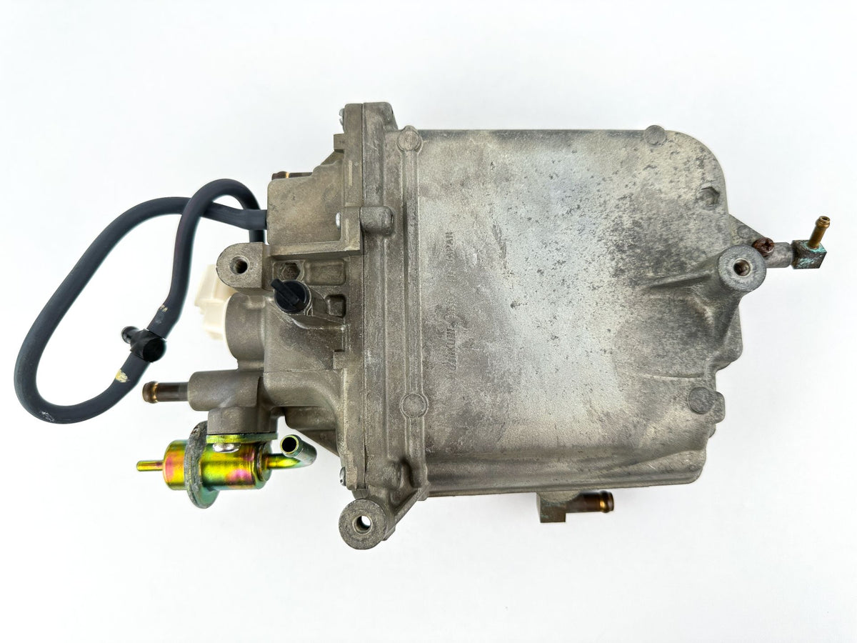 2007 Yamaha 150 HP 4 Stroke Outboard VST Float Chamber Assembly 63P-14180-01-00 OEM