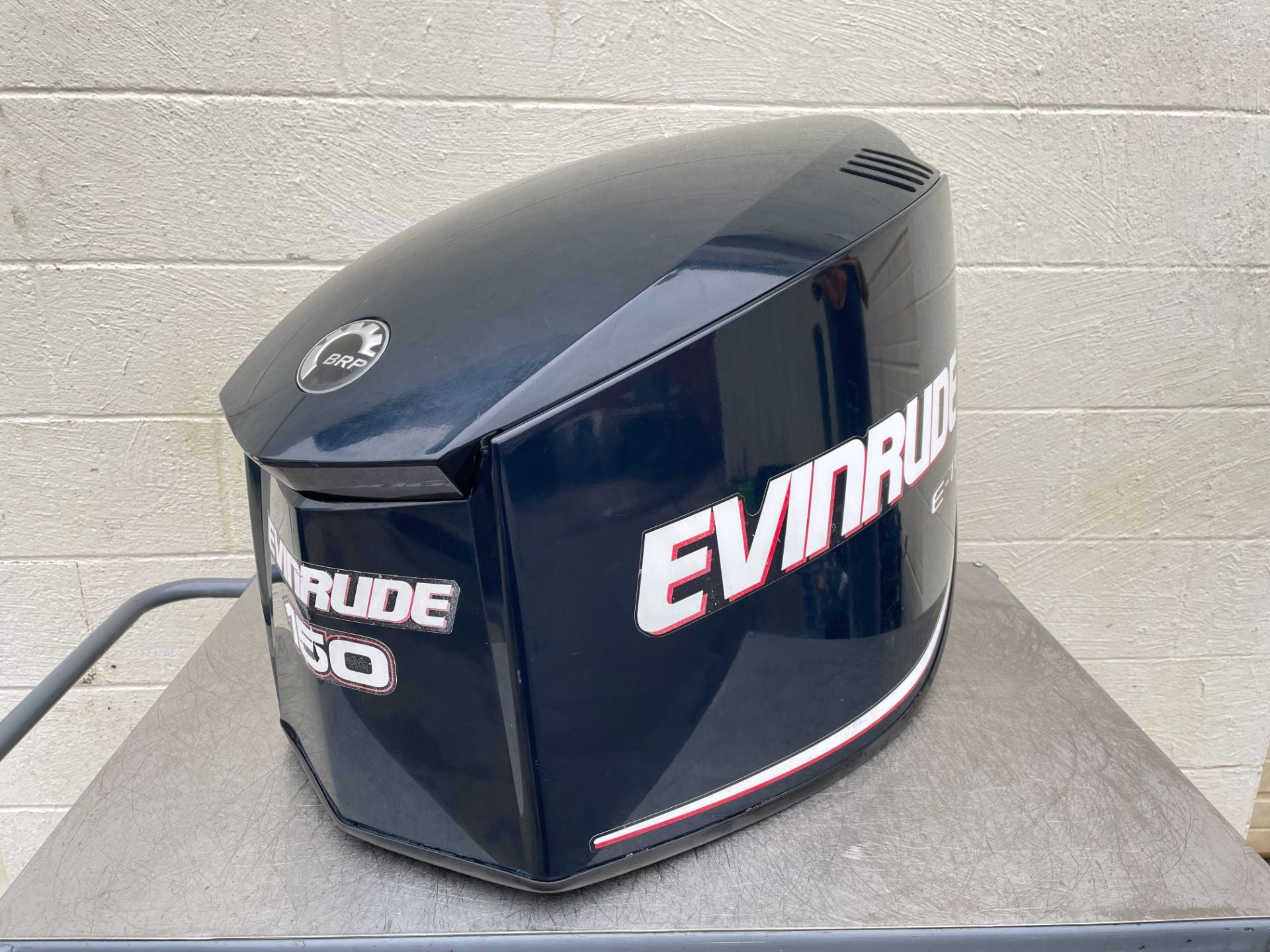 2013 Evinrude 150 HP 2 Stroke Outboard Top Cowling 0285749 OEM