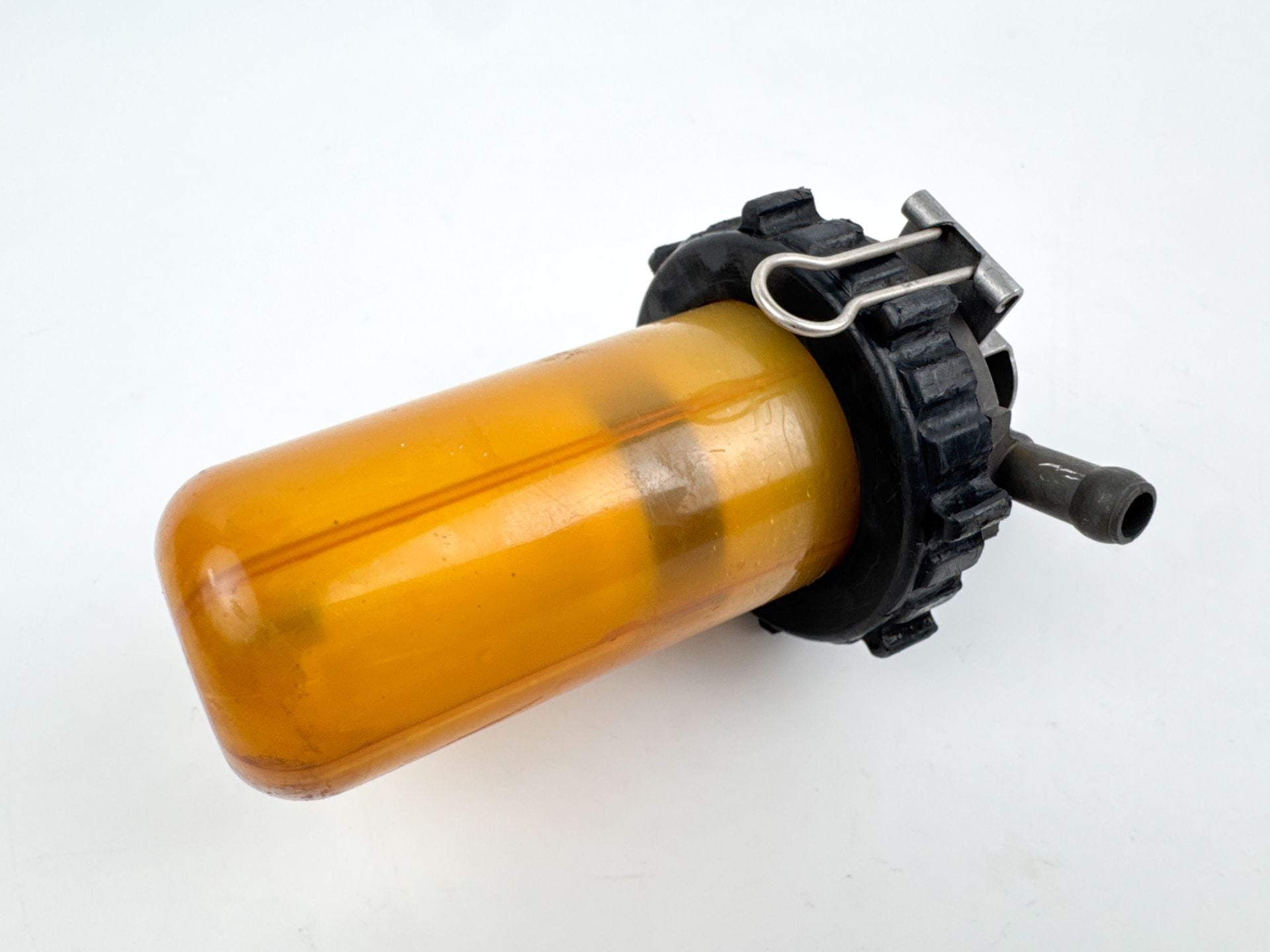2004 Yamaha 150 HP 4 Stroke Outboard Fuel Filter Assembly 65L-24560-00-00 OEM