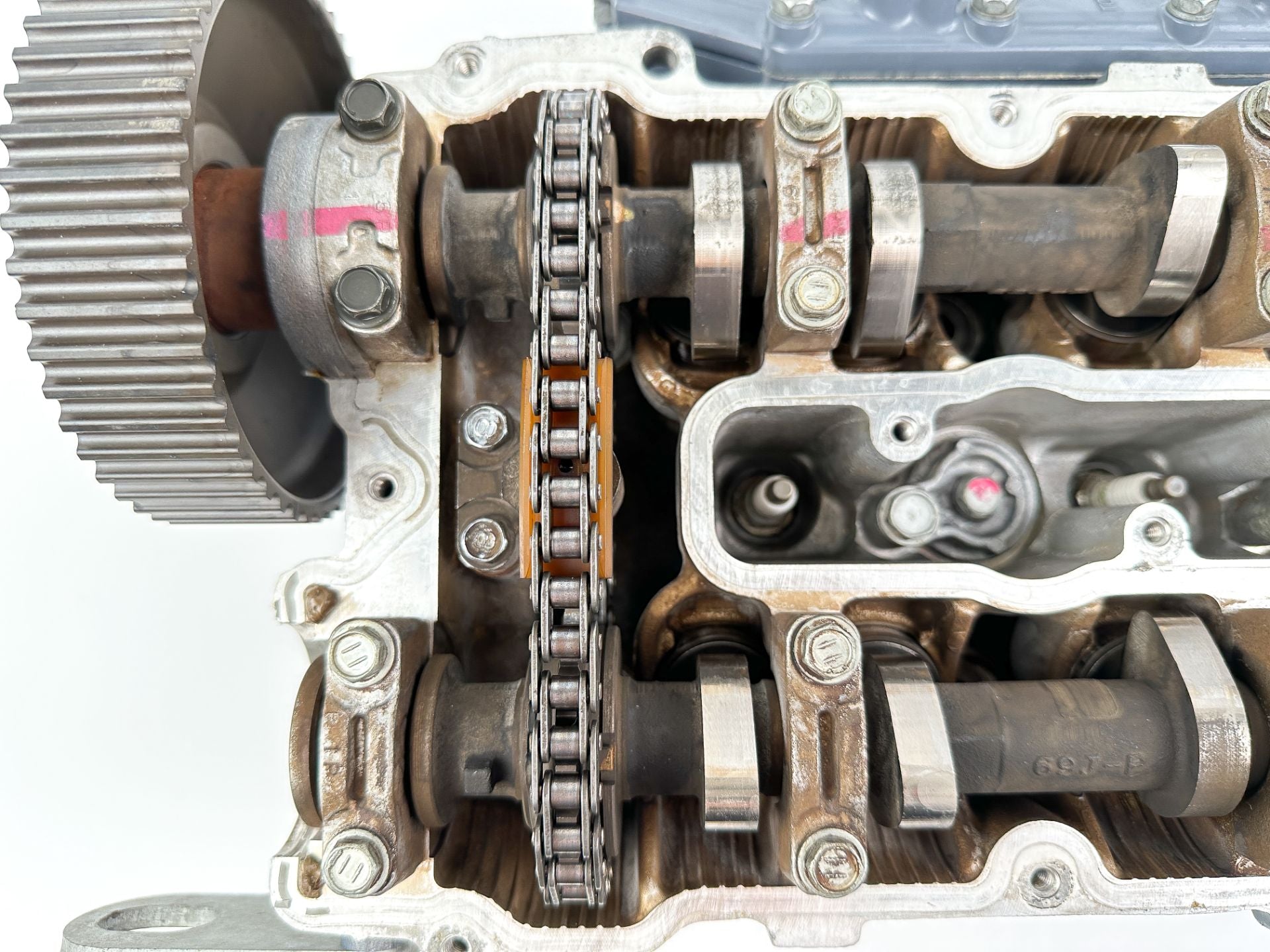 2004 Yamaha 225 HP 4 Stroke Outboard Port Cylinder Head 69J-W009C-02-1S OEM