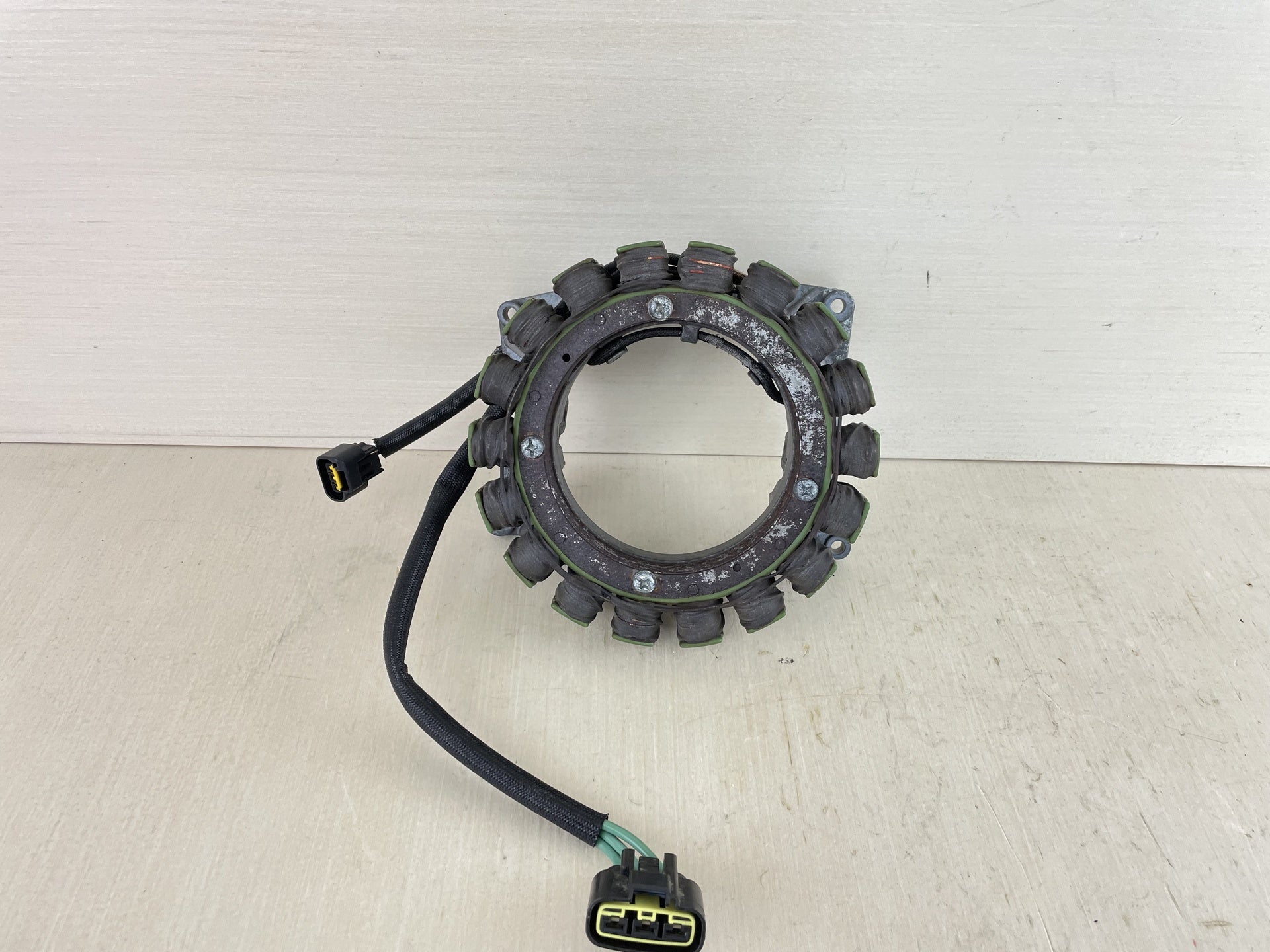 04 - 2022 Yamaha 150HP 4 Stroke Outboard Stator Coil Pulser Base Assembly