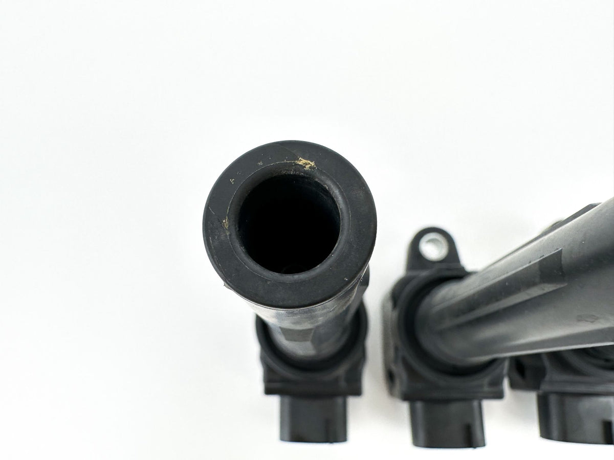 2009 Suzuki 90 HP 4 Stroke Outboard Ignition Coil Set 33410-87L00 OEM