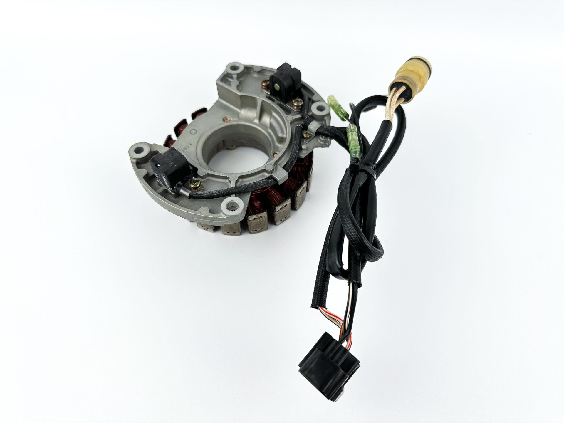02-04 Yamaha 75 80 90 100 HP 4 Stroke Outboard Pulser Base Stator Assembly 67F-85560-01-00